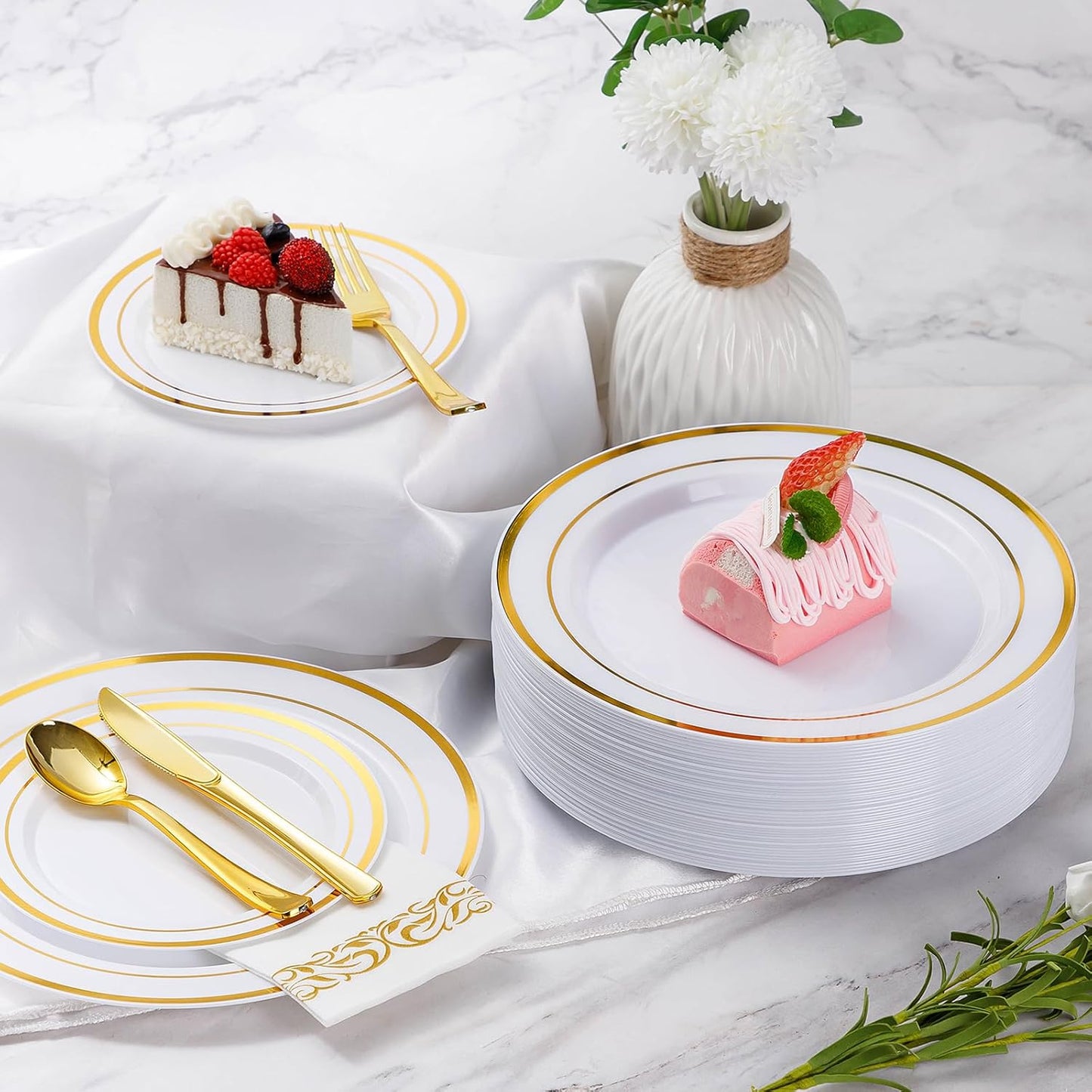 Goodluck 350 Piece Gold Dinnerware Set for 50 Guests, Plastic Plates Disposable for Party, Include: 50 Gold Rim Dinner Plates, 50 Dessert Plates, 50 Paper Napkins, 50 Cups, 50 Gold Silverware Set