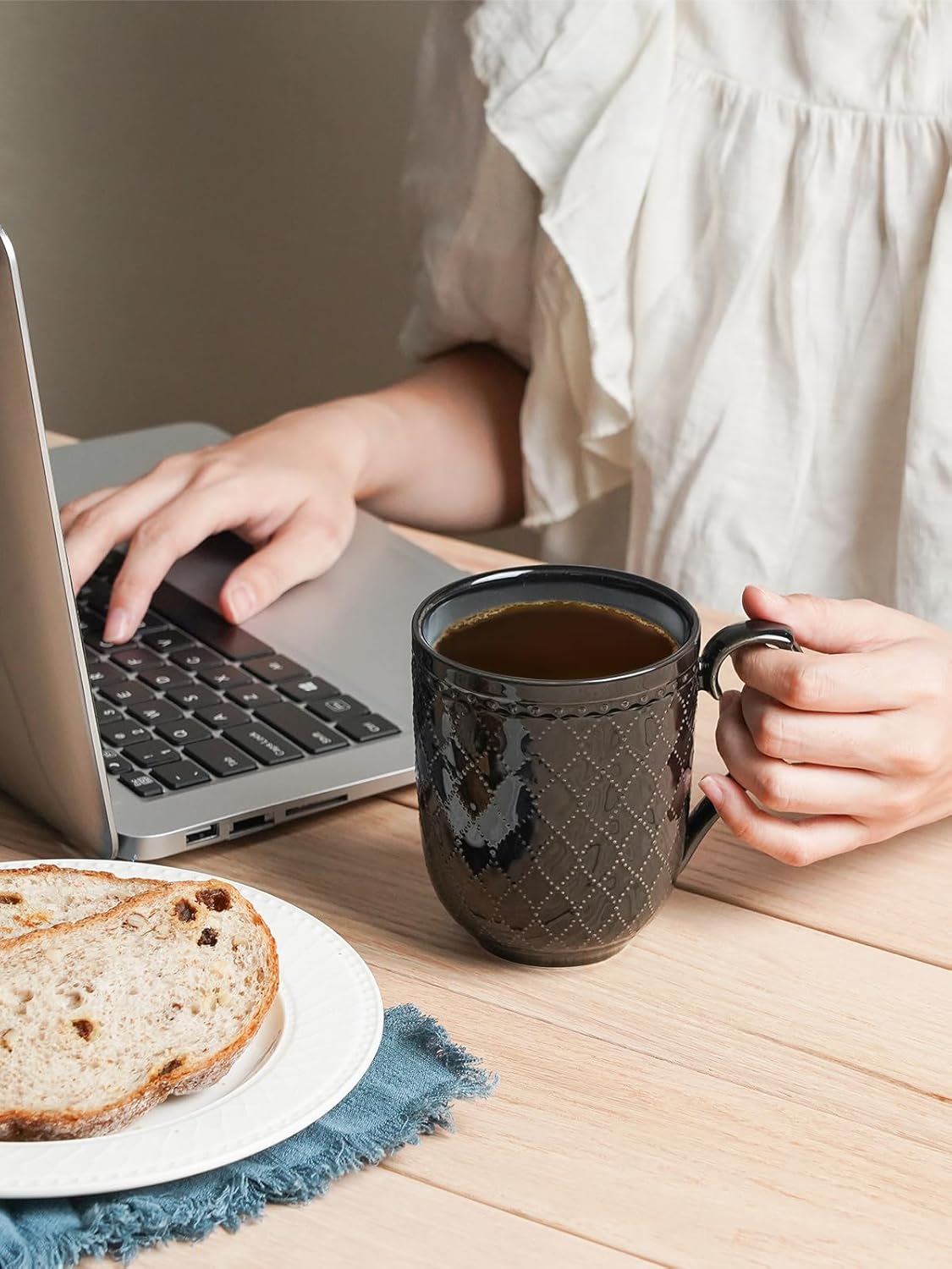 Kanwone Coffee Mugs 16oz, Ceramic Mugs Set, Porcelain Cups with Handle for Latte, Hot Tea, Cappuccino, Mocha, Cocoa, Housewarming Wedding Gift, Microwave and Dishwasher Safe, Set of 4, Black