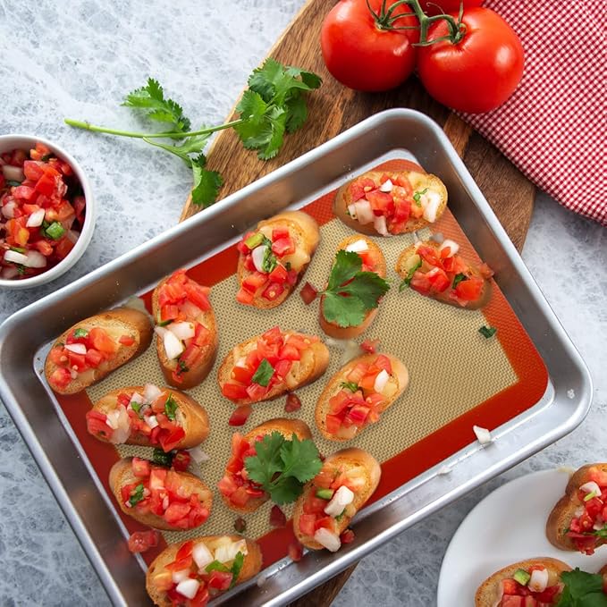 AMYONE Quarter Sheet Silicone Baking Mat, 2 Pcs Non-Stick Silicone Baking Mats Cookie Sheet for 9x13 Baking Pan, Reusable Baking Sheet Liners Compatible with Nordic Ware Naturals Quarter Sheet