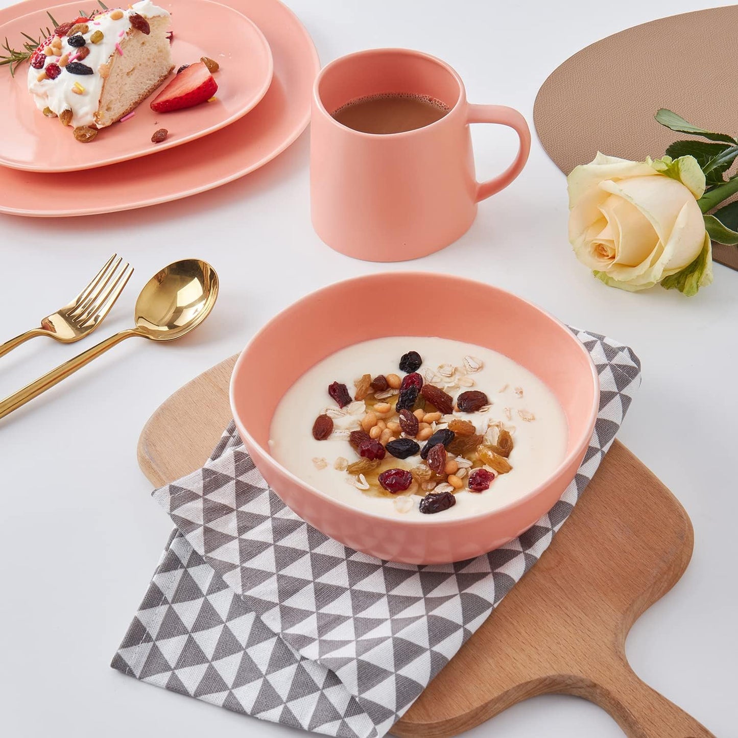 Stone Lain Delilah 6-inch Bowl 6-Piece Dish Set, Porcelain, Peach