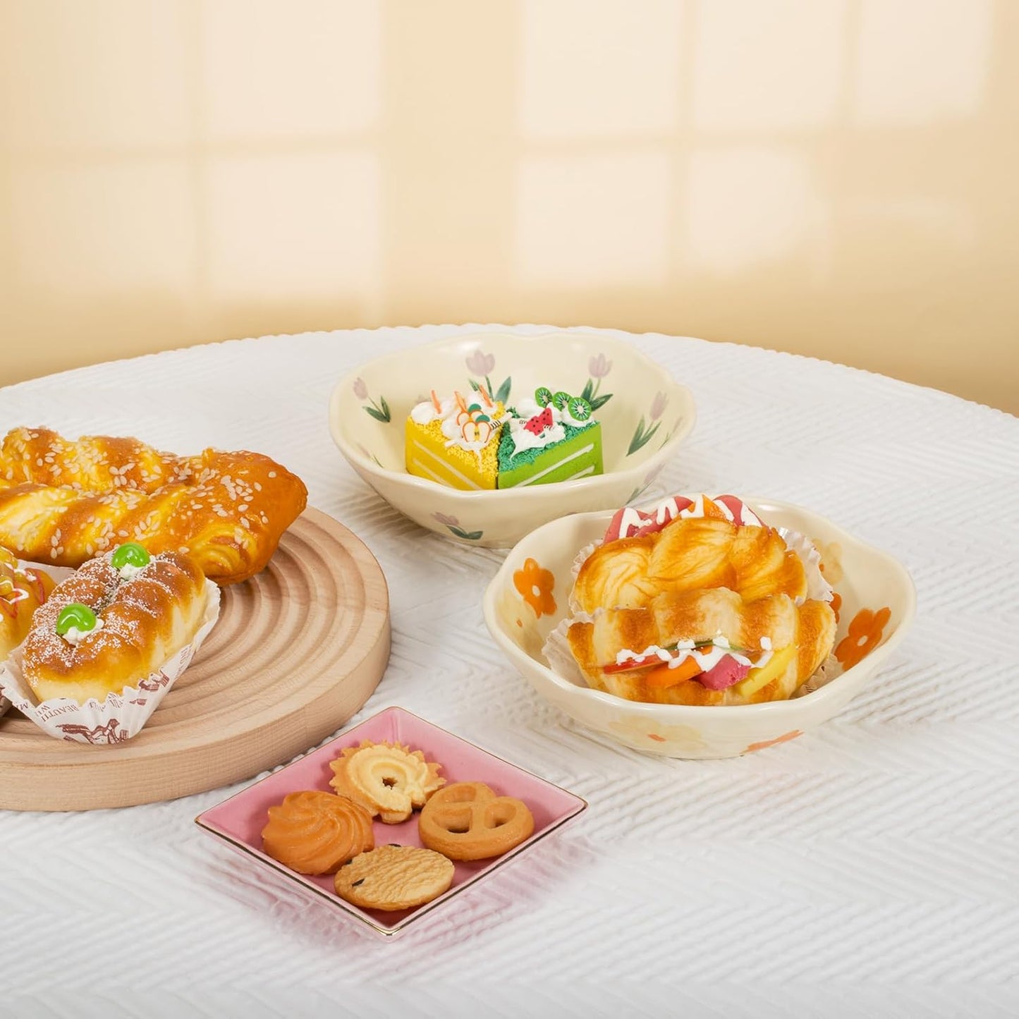 Koythin Salad Bowls, Cute Orange Flower Ceramic Bowls, Cream Yellow Serving Bowl for Pasta, Cereal, Fruit, Soup, Rice, Dishwasher and Microwave Safe (Orange Flower Set of 1)