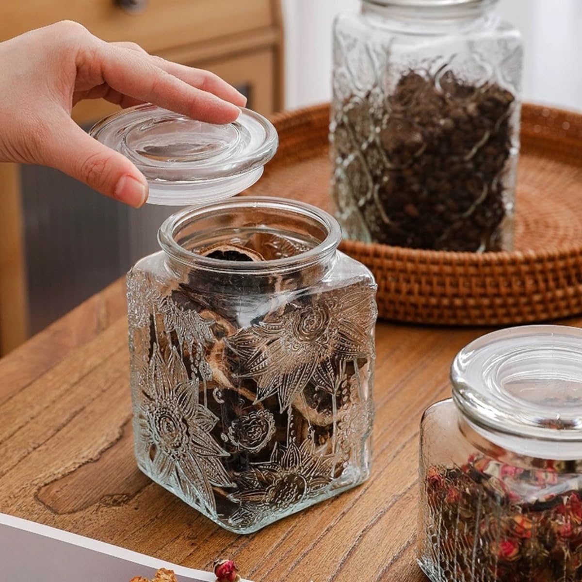 Vintage Glass Jar, 25.3 FL OZ Food Storage Jar with Lid, Decorative Jar for Home Kitchen Coffee, Tea, Candy, Sugar Jar