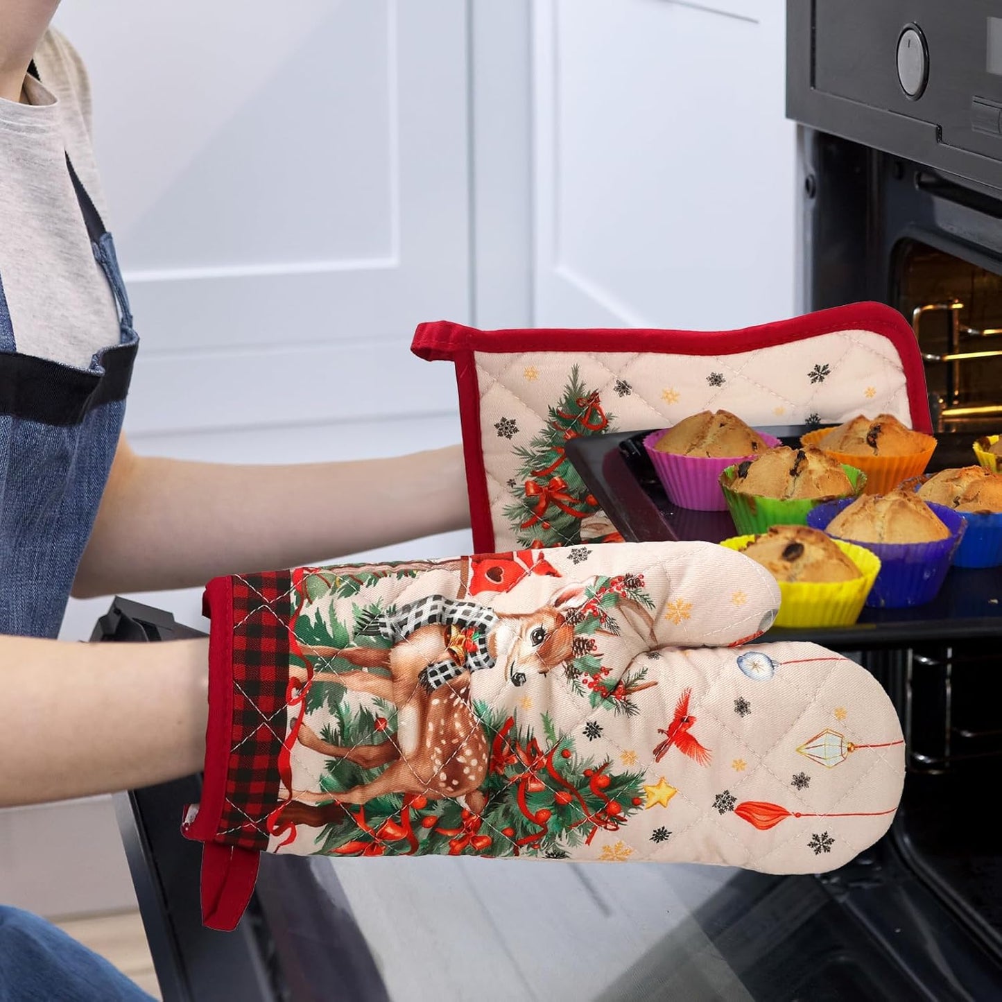 Christmas Deer Snowman Oven Mitts and Pot Holders Sets 2Pcs, 100% Cotton Heat Resistant, Extra Long Oven Gloves Potholder for Kitchen Cooking Baking Decoration
