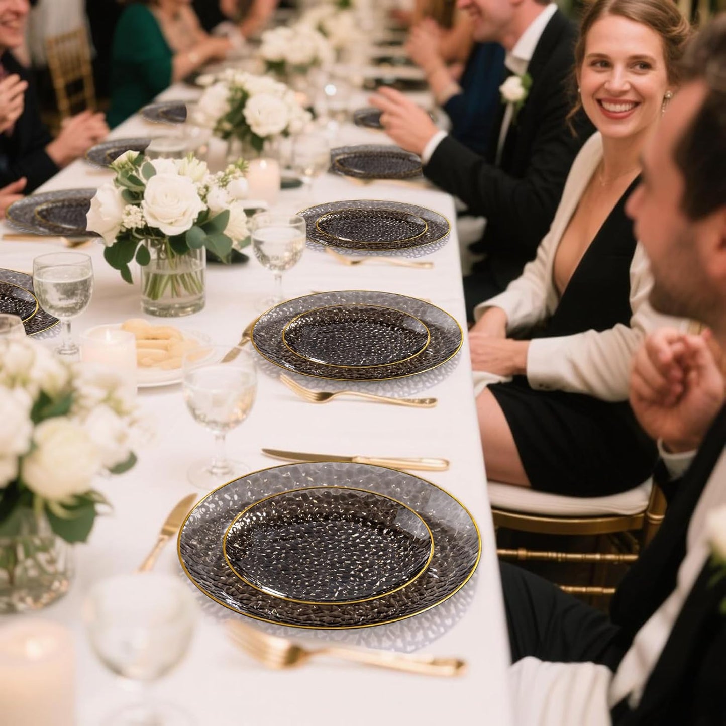 DaYammi 175PCS Clear Black and Gold Plastic Dinnerware Set for Halloween, Hammered Disposable Plates for Party, Include: 25 Dinner Plates, 25 Dessert Plates, 75 Gold Silverware, 25 Napkins, 25 Cups