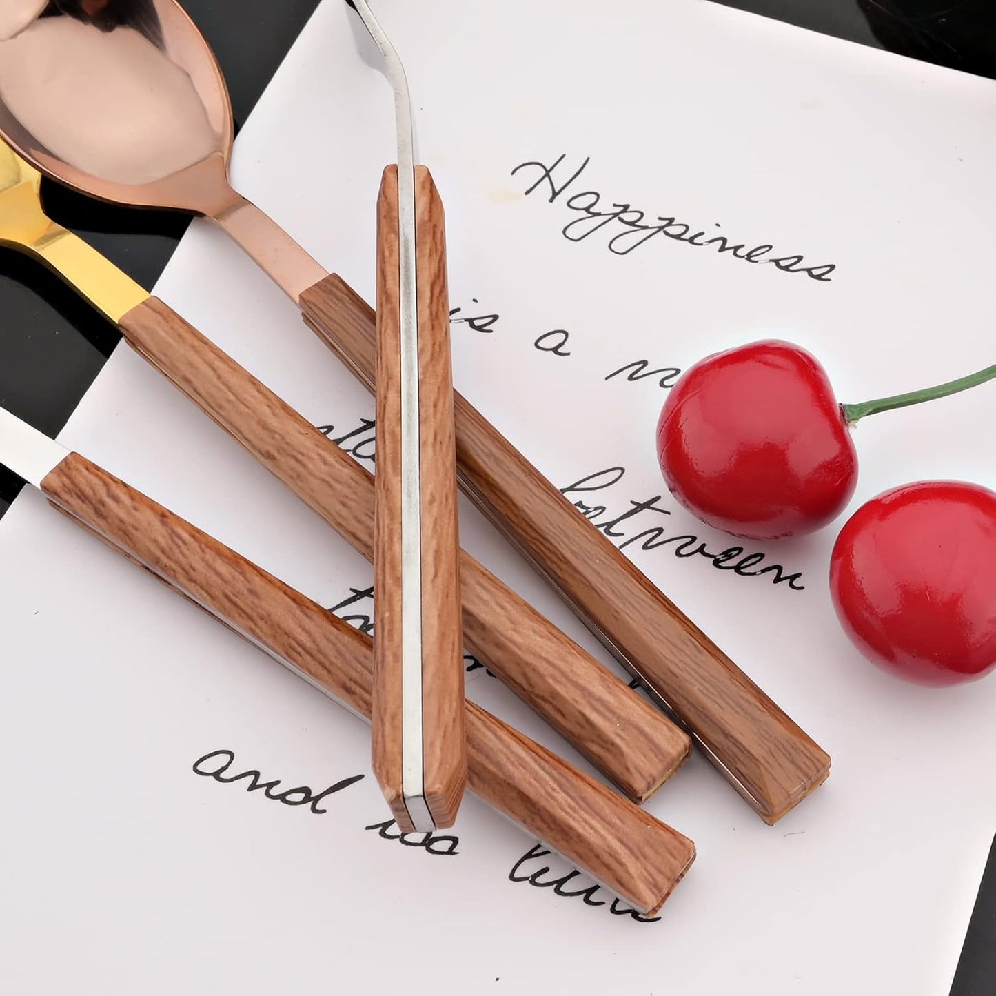 JASHII Wood Handle Flatware Set, 20 Pieces Stainless Steel Silverware Cutlery Set, Mirror Polished, Square Knife Fork Spoon Set, Dishwasher Safe - Korean Style Gold