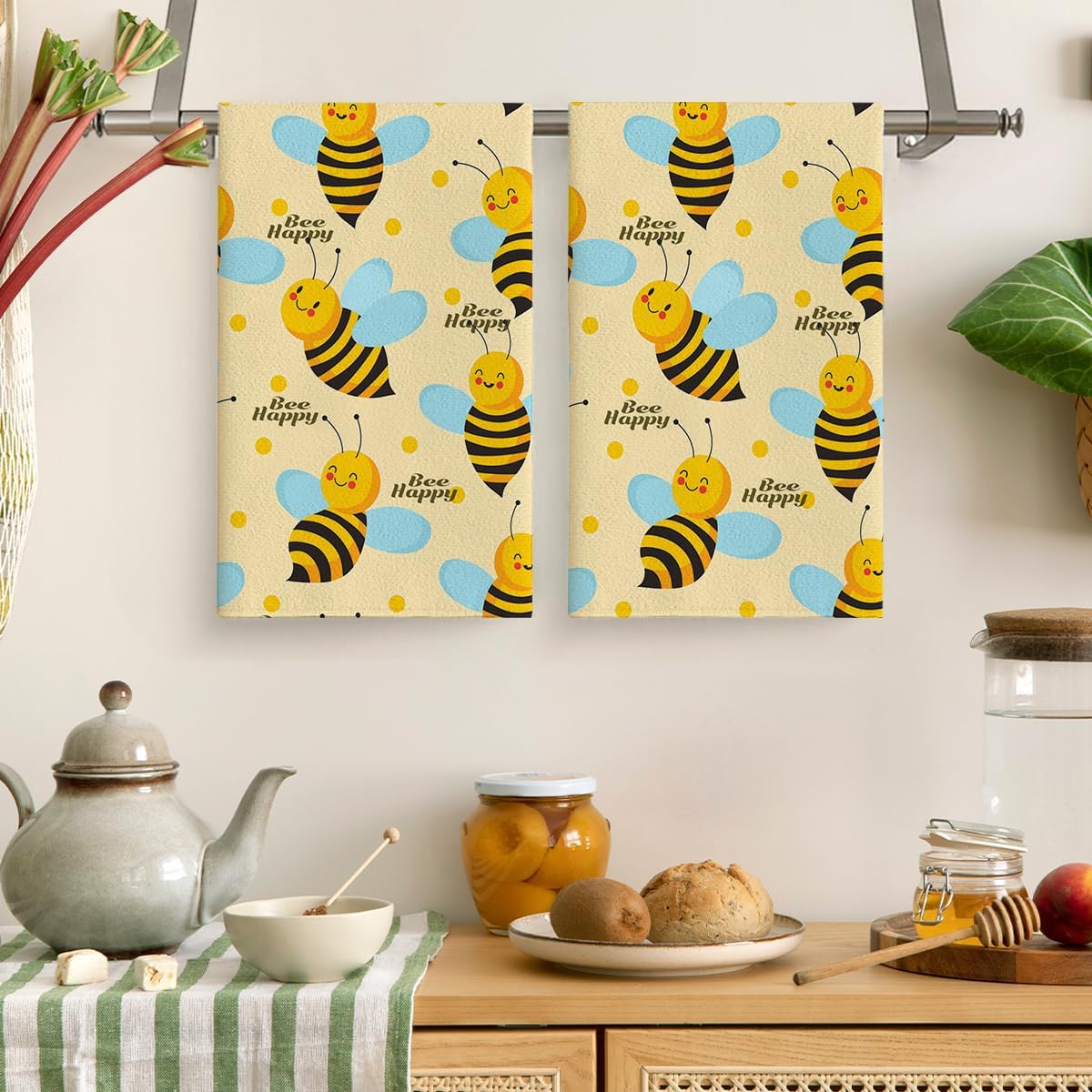 Cukemip Cute Bee Decorative Dish Towels for Drying Dishes,Yellow Kitchen Towels and Dishcloths Sets Absorbent Summer Tea Towels Hand Towels Set of 2 for Kitchen Cooking Baking Farmhouse Decor