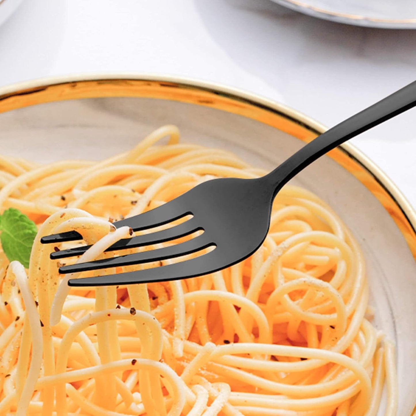 20 Piece Black Silverware Set,Stainless Steel Flatware Cutlery Set Service for 4 Including Forks Spoons Knives,Kitchen Utensil Set,Tableware for Home and Restaurant, Dishwasher Safe