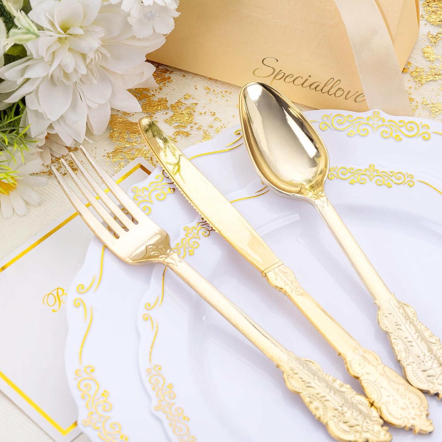DaYammi 150Pcs White Gold Plastic Plates & Plastic Silverware, Gold Disposable Plates for Party Include 30 Dinner Plate, 30 Dessert Plate, 30 Knives, 30 Forks, 30 Spoons for Thanksgiving Party Holiday