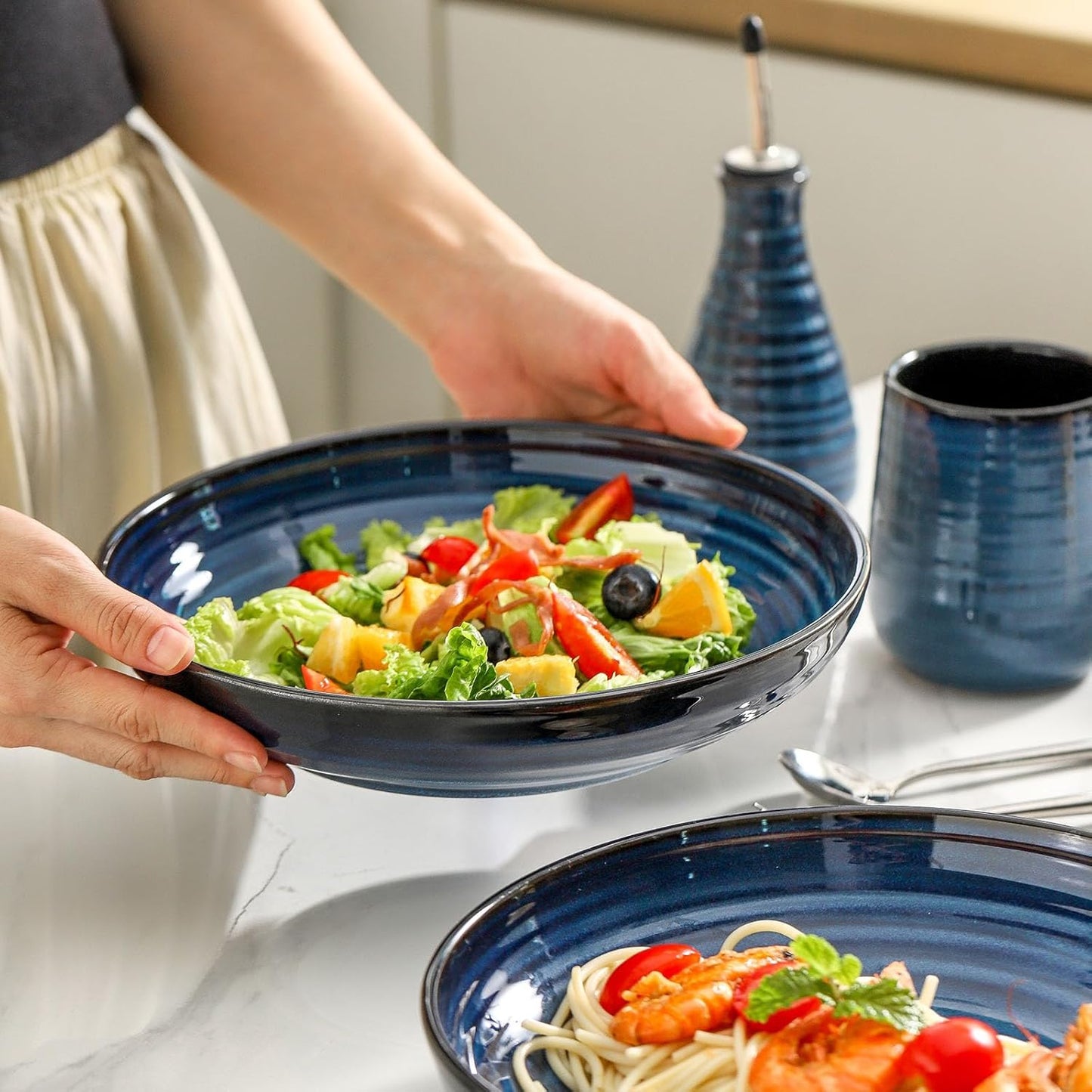 Hasense Large Pasta Bowls, 9.7 Inch Ceramic Salad Bowls for Kitchen, 49 oz Serving Dishes for Salad, Soup, Fruit, Pasta, Blue Shallow Dinner Plates Set of 2, Dishwasher Microwave Safe