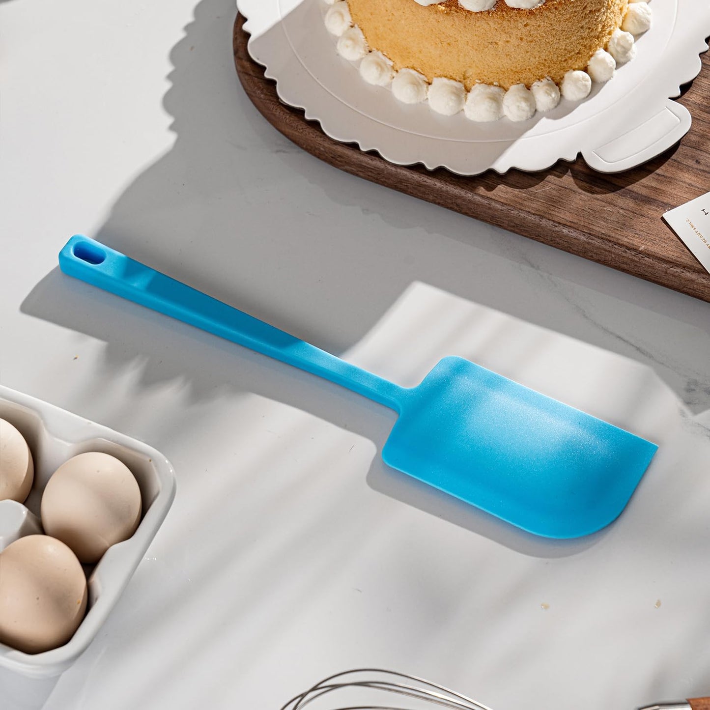 2 Pcs Silicone Scraper Set, Food Grade Rubber Scraper, Upgraded Sturdy Handle Set, Heat Resistant up to 600°F, Suitable for Baking, Scraping, & Mixing, Dishwasher Safe (Blue)