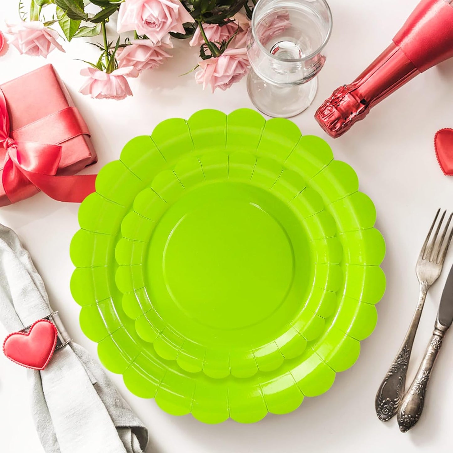 50 Pcs Lime Green Scalloped Paper Plates 25 × 7'' and 25 × 9'' Disposable Lime Green Scalloped Dinner Plates for Wedding Baby Shower Birthday Party Disposable Dessert Plate