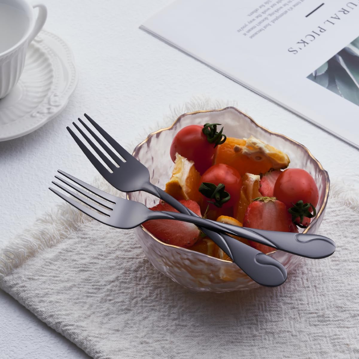 Black Silverware Set for 8, 40-Piece Stainless Steel Flatware Set, Shiny Black Metal Cutlery Set, Include Fork, Knife and Spoon Set, Dishwasher Safe