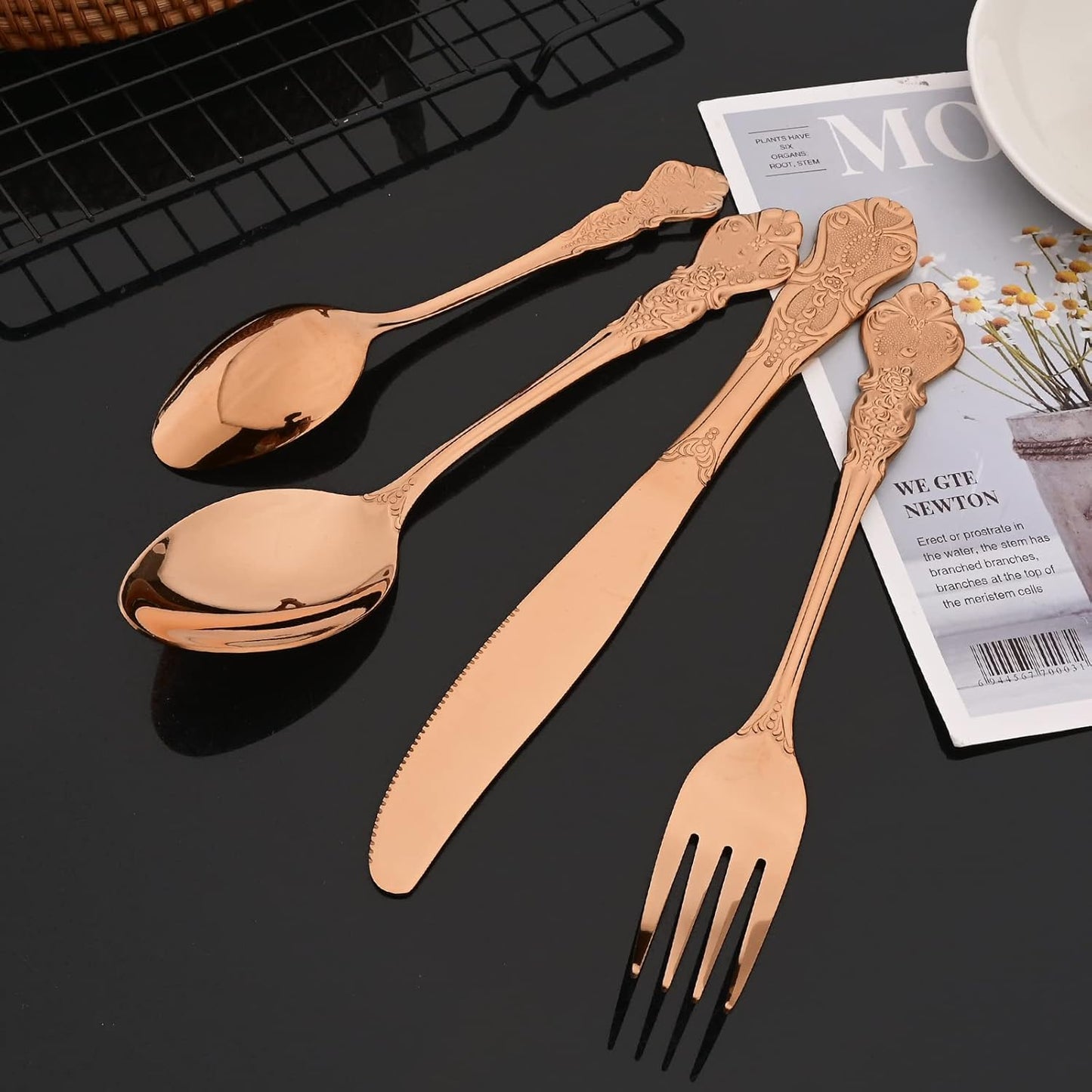 JASHII 24-Piece Silverware Set, Stainless Steel Flatware Cutlery Eating Utensils Service for 6, Unique Elegant Pattern, Mirror Polished, Dishwasher Safe (Rose gold)