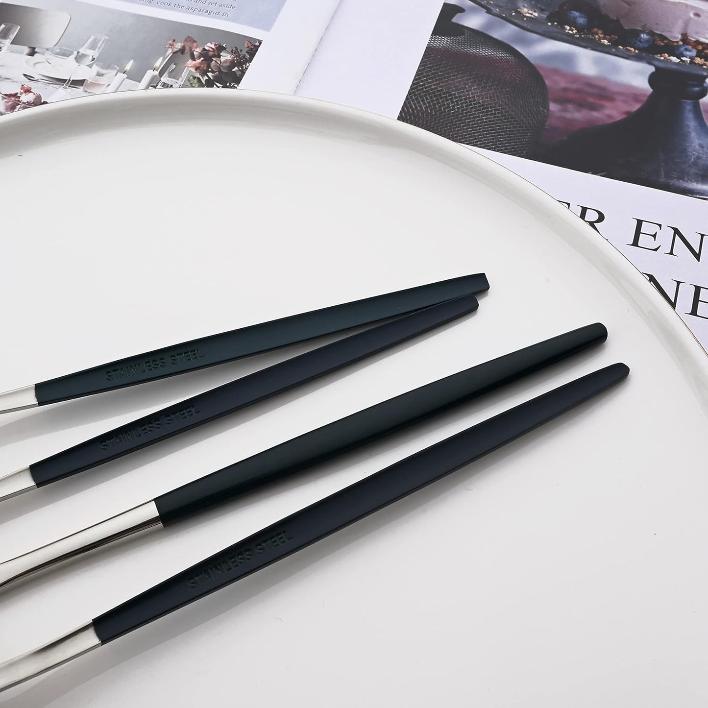 Silverware Set – 20 Piece Family Dinnerware Set – Flatware Set Service For 4 – Green Silver Tableware Sets – Cutlery Great For Family Gatherings & Daily Use – Spoons, Knives, Forks