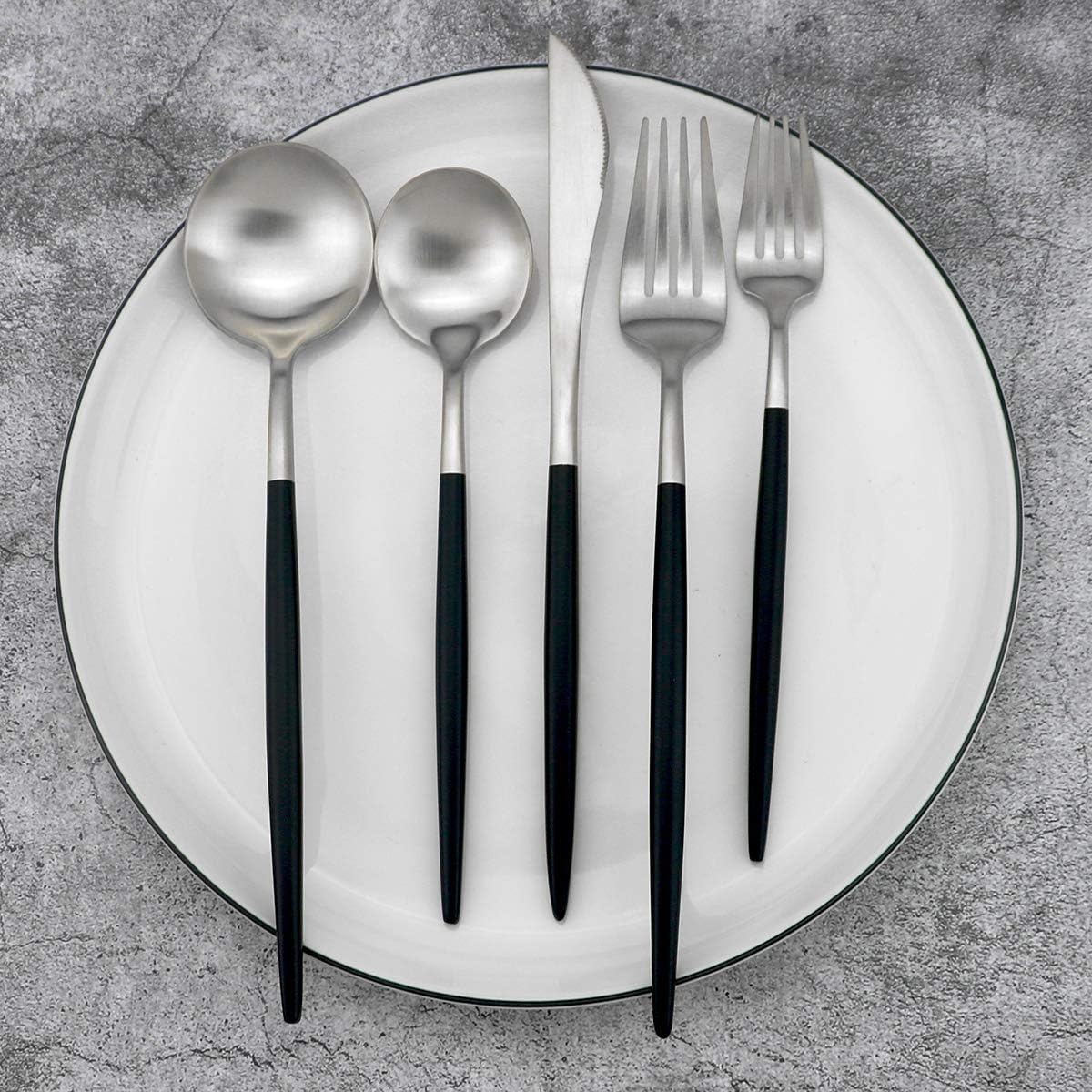 Gugrida 20-Piece 18/10 Stainless Steel Flatware Silverware, Luxury Dinnerware Set Travel Cutlery Tableware Include Knife Fork Spoon Service for 4, Dishwasher Safe (Black Handle Matte Silver)