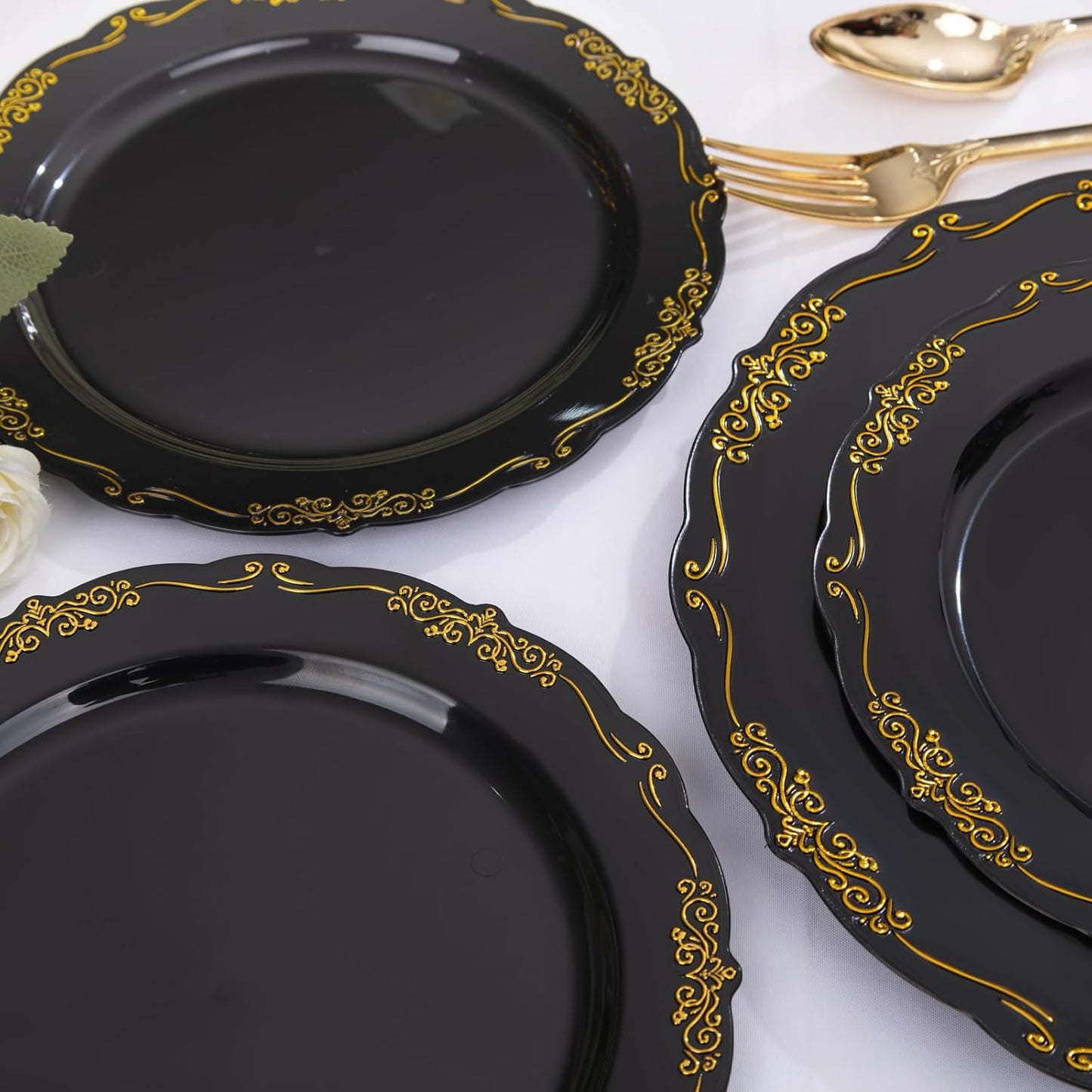 DaYammi 150Pcs Black Gold Plastic Plates & Plastic Silverware, Halloween Black Disposable Plates for Party Include 30 Dinner Plate, 30 Dessert Plate, 30 Knives, 30 Forks, 30 Spoons for Wedding