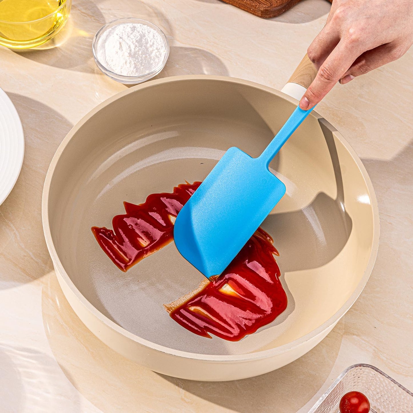 2 Pcs Silicone Scraper Set, Food Grade Rubber Scraper, Upgraded Sturdy Handle Set, Heat Resistant up to 600°F, Suitable for Baking, Scraping, & Mixing, Dishwasher Safe (Blue)