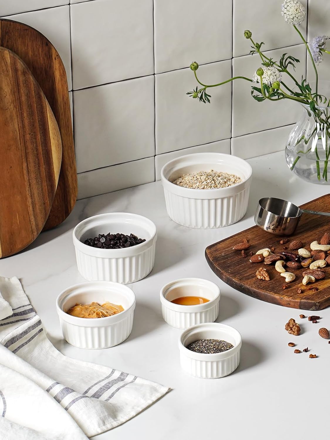 LE TAUCI Sauce Cups 2 OZ, Small Dipping Bowls, Mini Ceramic Ramekins Souffle Dishes, Sauce Dip Bowls for Charcuterie Boards, Microwave & Oven Safe, Set of 6, White