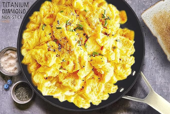 MsMk 8 1/2 Inch Small Egg Pan with Lid, Titanium and Ceramic Nonstick Omelette Pan,Scratch-resistant, Induction Egg Skillet, Oven Safe to 700°F Pan for Cooking, Dishwasher Safe