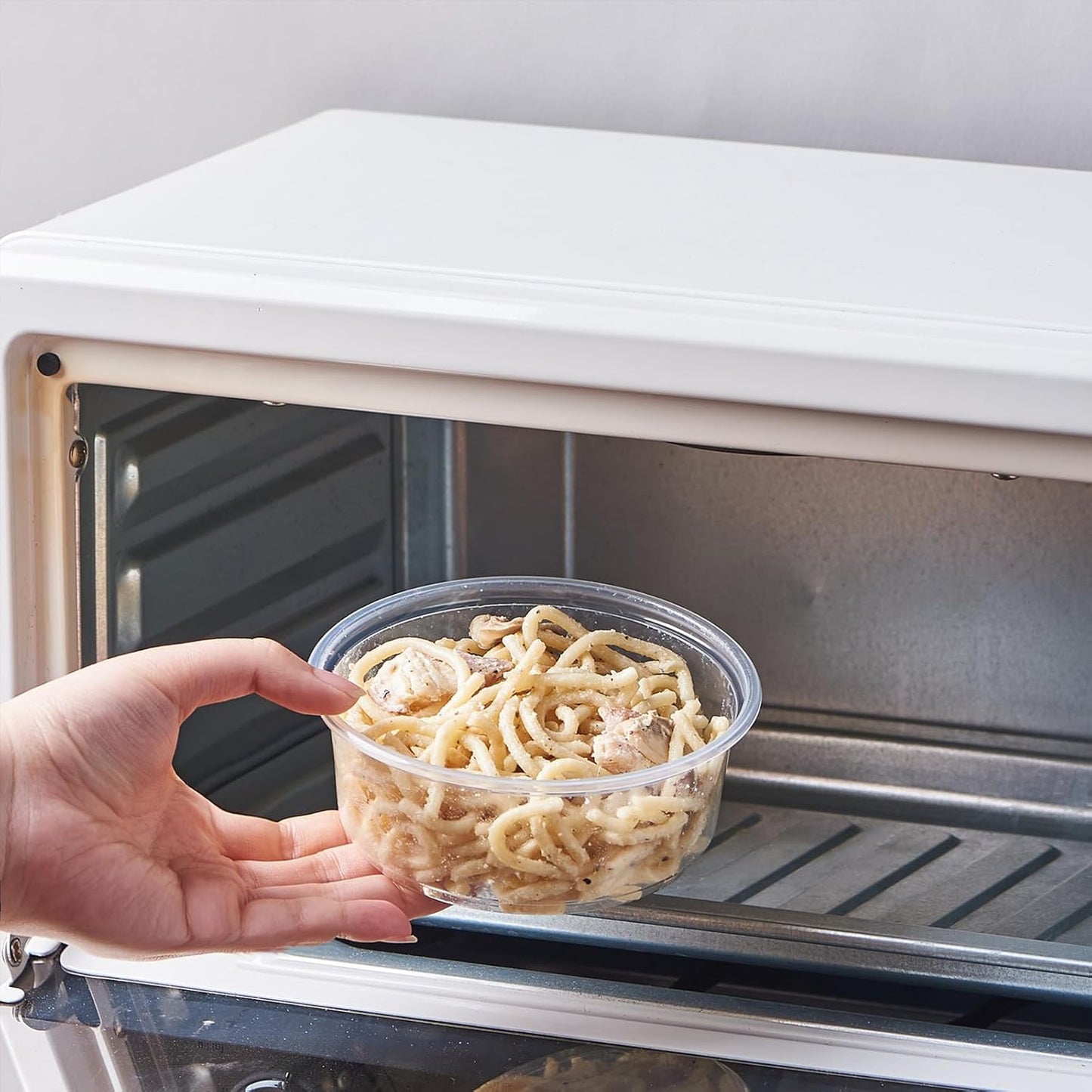 [150 Set - 8 oz. Plastic Deli Food Storage Containers With Lids Disposable Clear Small Togo Containers