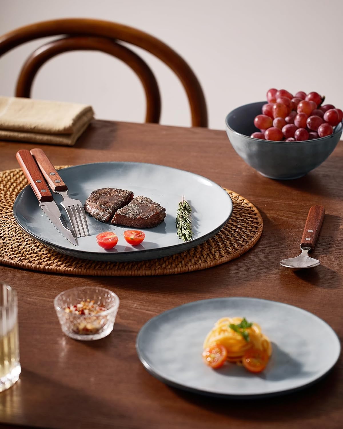 Famiware Ocean Round Plates and Bowls Set, 18 Pieces Dinnerware Sets, Dishes Set for 6, Reactive Glaze, Microwave and Dishwasher Safe, Scratch Resistant, Grey