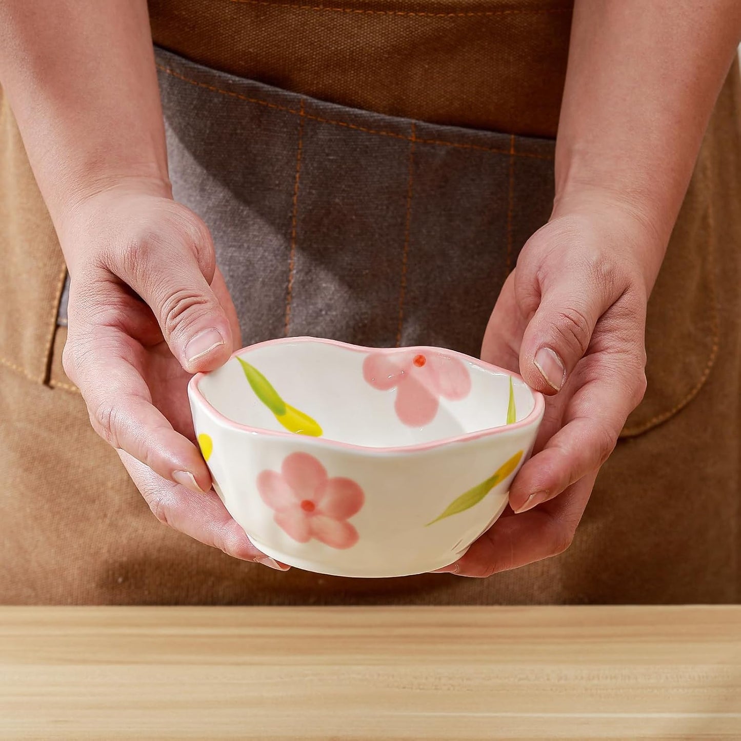 Koythin Ceramic Cereal Bowl, Cute Flowers Pattern Kitchen Bowls for Cereal, Salad, Pasta, Soup, Dessert, Serving, Home Decor, Microwave and Dishwasher Safe (Pink Large Petals)