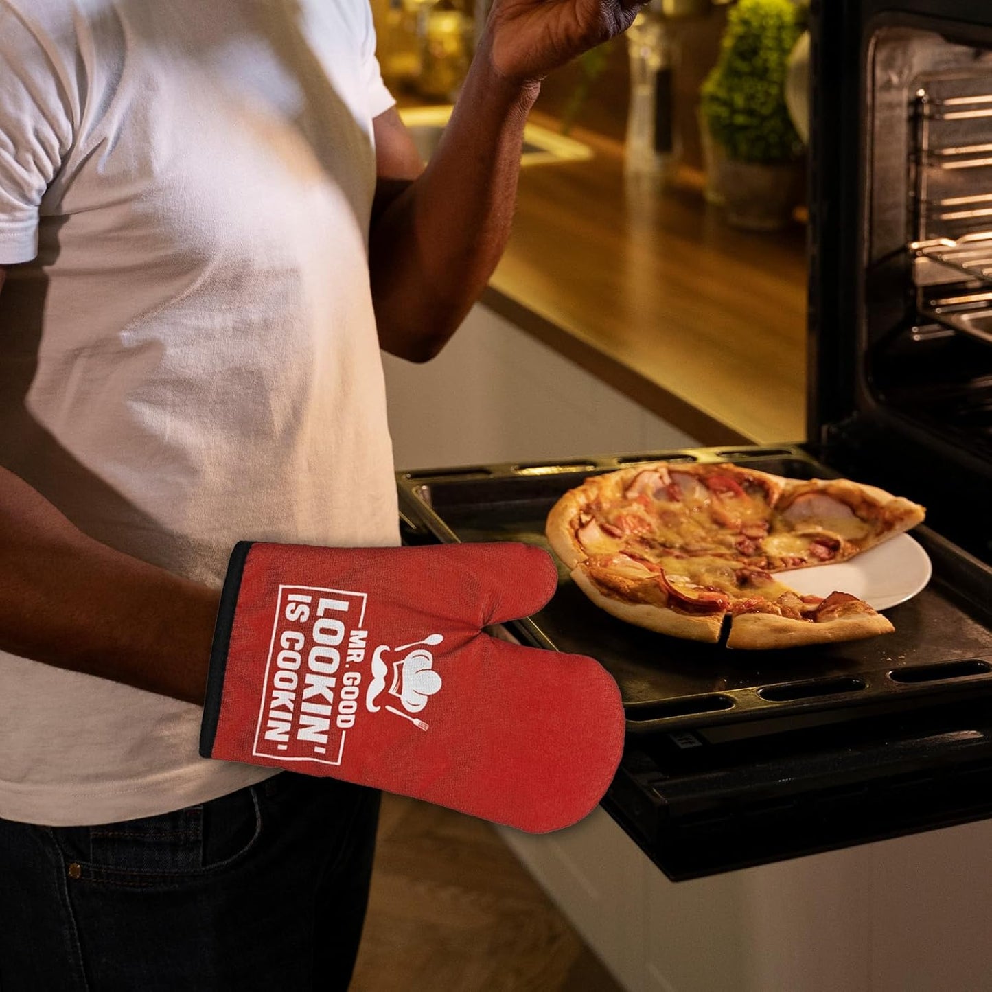 Red Oven Mitts and Pot Holders（Set of 2） Mr.Good Lookin' is Cookin' Heat Resistant Mitts Silicone Non-Slip Oven Mitts with Hanging Loop Great Birthday Gifts for Men Chef Husband Dad Friend