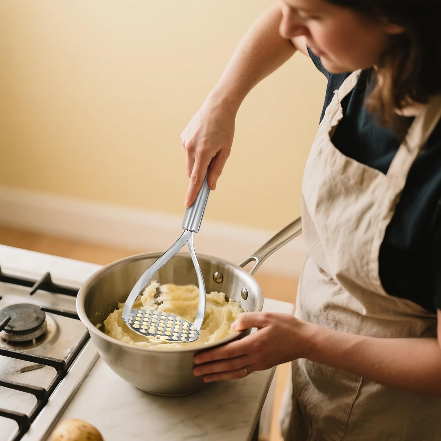 18/0 Stainless Steel Potato Mashers, 10.7-in Kitchen Masher Tool for Avocado Vegetable Sauce Butter, Heavy Duty, Dishwasher Safe, Pack of 2