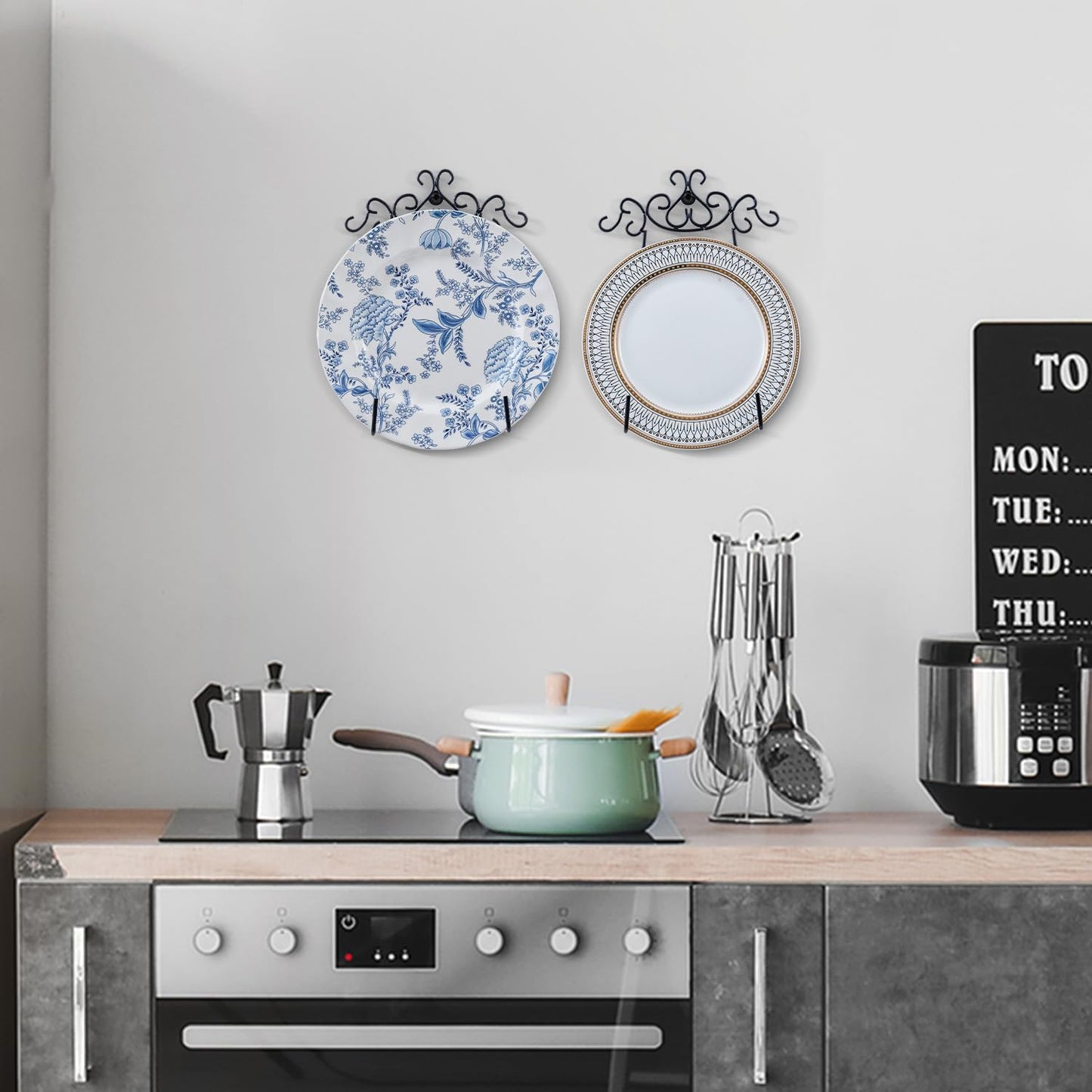 MyGift Vintage Scrollwork Black Metal Hanging Plate Holder, Set of 2 – Wall-Mounted Plate Display Rack for Collectible Plates & Platters – Holds Up to 8-Inch Plates