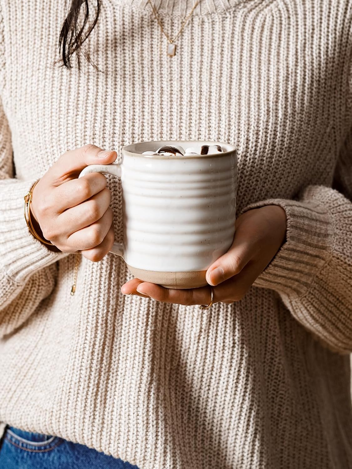 LE TAUCI Coffee Mugs 18 oz,Ceramic Mug Set, Coffee Cups for Latte, Hot Tea, Cappuccino, Mocha, Cocoa, Dishwasher Safe, Suit For Housewarming Wedding- 3.5 inch, Set of 4, Arctic White