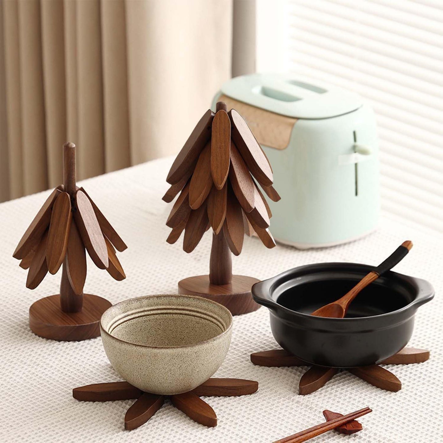 Wooden Trivets for Hot Dishes, Tree Shape Trivet Set, 4 Wooden Trivets+1 Stand, Natural Foldable Kitchen Wooden Trivet for Hot Dishes, Pot, Bowl, Teapot, Hot Pot Holders