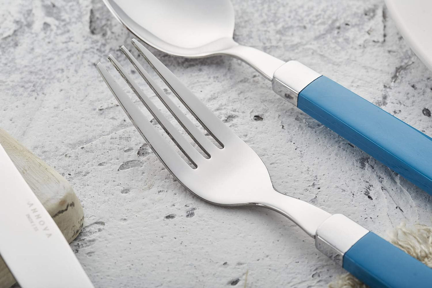 ANNOVA Silverware Set Stainless Steel Colorful Tableware Kitchen Flatware Set Utensils, Includes Dinner Knives, Forks, Spoons, Salad Forks & Dessert Spoons (Blue, 20 Pieces)