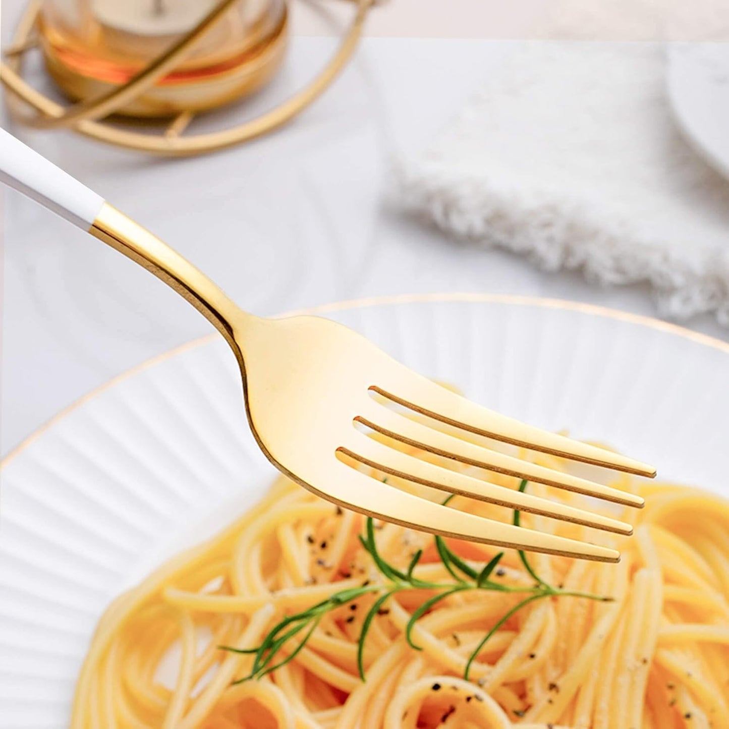 20 Piece White Gold Silverware Set,Stainless Steel Flatware Cutlery Set Service for 4 Including Forks Spoons Knives,Utensil Set,Tableware for Home and Restaurant, Dishwasher Safe