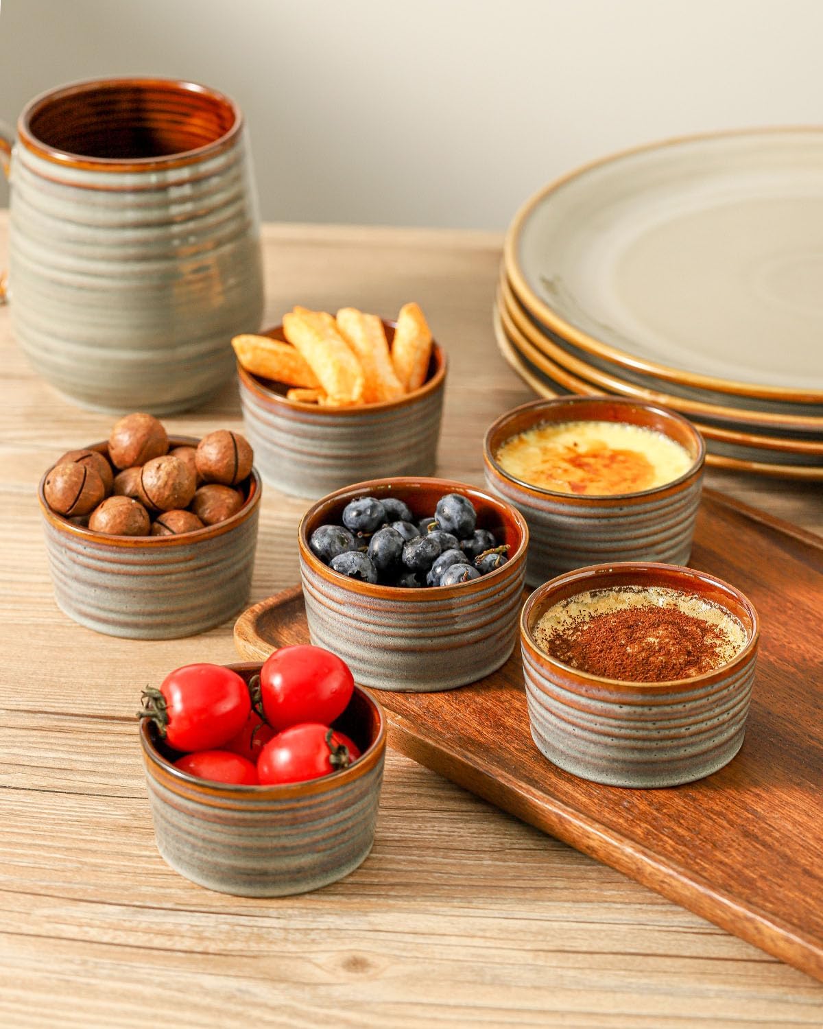 Hasense Ramekins Oven Safe, Ceramic Creme Brulee Dish for Baking Set of 6, 4 Ounce Dipping Sauce Bowls for Pudding, Souffle,Serving Dip,Custard,Ice Cream, Light Grey