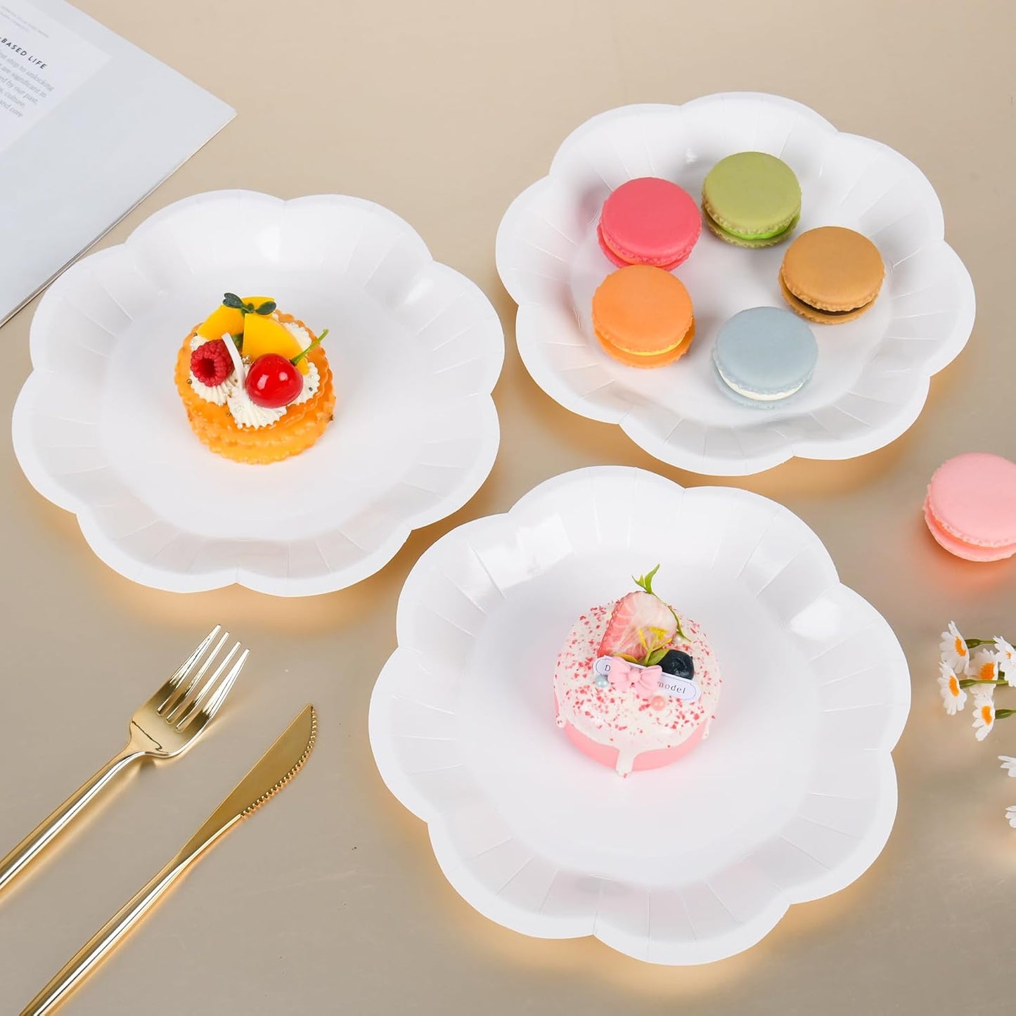 30 Pcs White Paper Plates - 9 Inch Scalloped Dessert Plates Disposable White Birthday Party Supplies Dinner Plates for Wedding Baby Shower Birthday Party