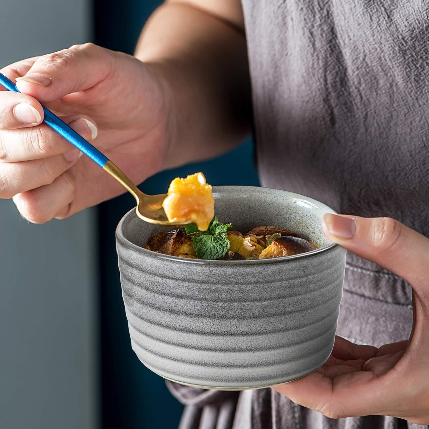 UNICASA Ramekin Set of 2, 8 oz Creme Brulee Ramekins, Oven Safe Baking Set for Custard, Pudding, Souffle Cups, Reactive Gray