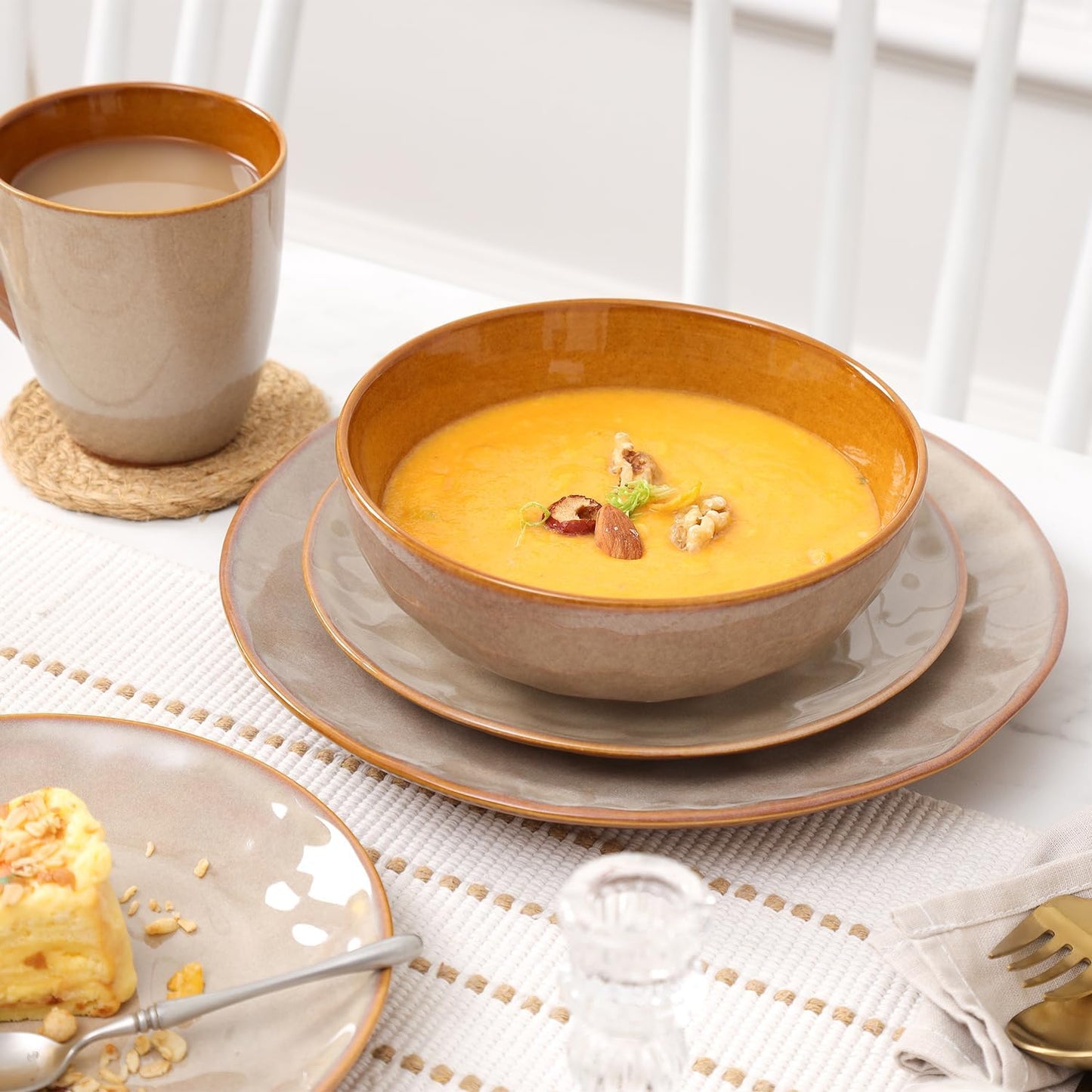 vicrays Ceramic Salad Bowls Set for Kitchen, Serving - 32 Ounce Soup Bowls, Pasta Bowls, Chip Resistant, Dishwasher Microwave Safe, Large, Fluted, stoneware, Set of 6 (Beige)