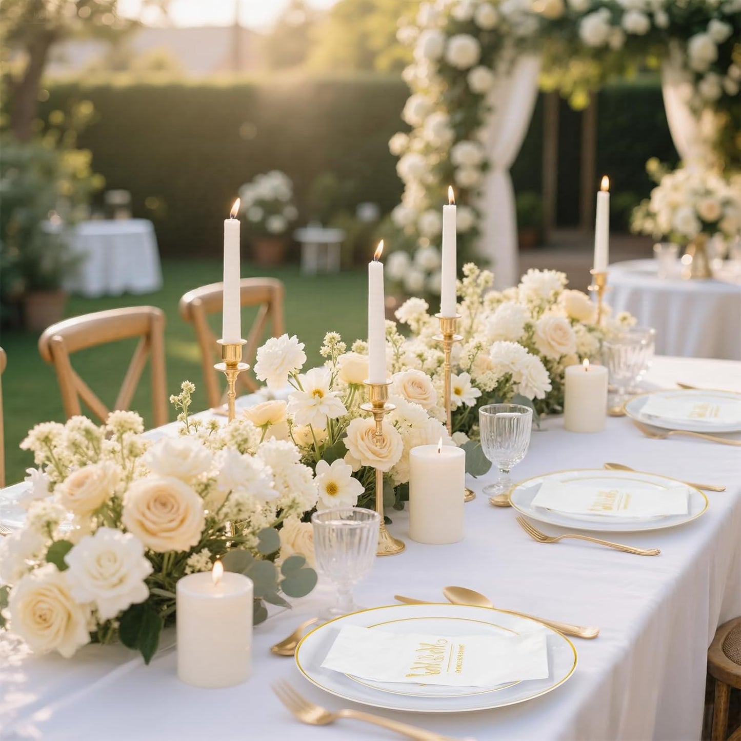 I00000 Mr and Mrs Wedding Plastic Plates and Napkins Set,Bridal Shower Plates Set for 25 Guests Include 25 Dinner Platos,25 Dessert Platos,25 Cups,25 Napkins,25 Gold Cutlery for Engagement Party Decor