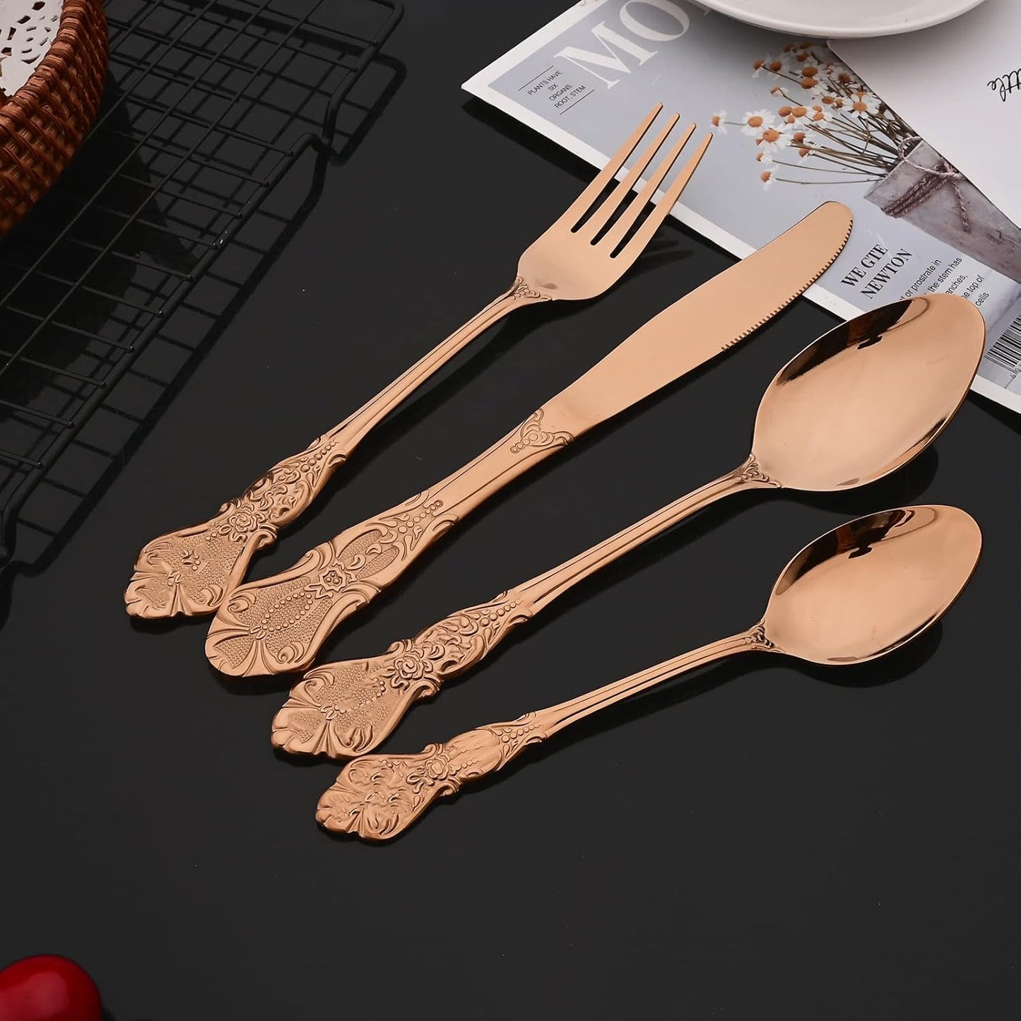 JASHII 24-Piece Silverware Set, Stainless Steel Flatware Cutlery Eating Utensils Service for 6, Unique Elegant Pattern, Mirror Polished, Dishwasher Safe (Rose gold)