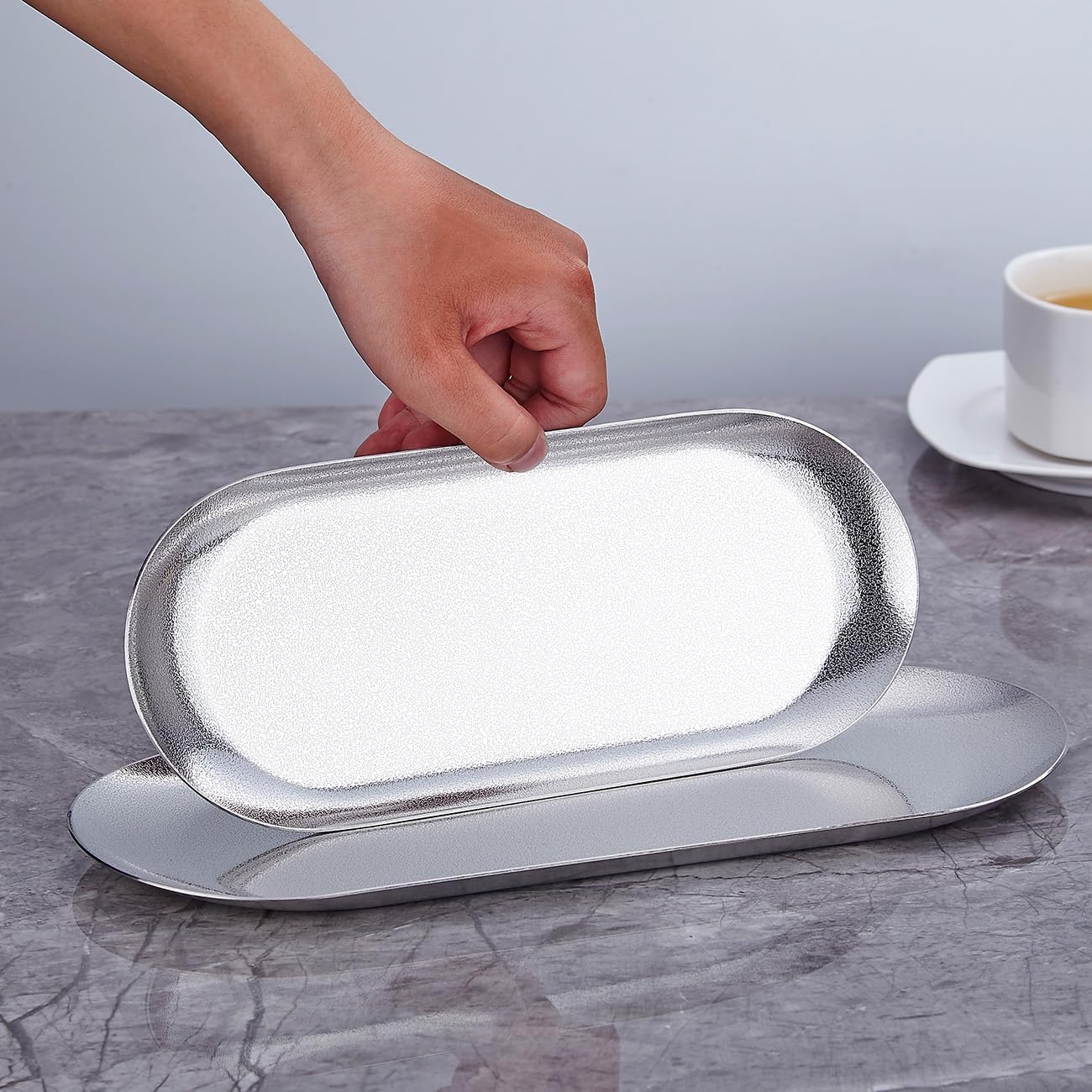 10X4 inch ellipse Appetizer Plates,thick stainless steel Dinner Plates, Pasta Dessert Plates for Sushi, Fruit oven/Dishwasher Safe, Set of 4,silver