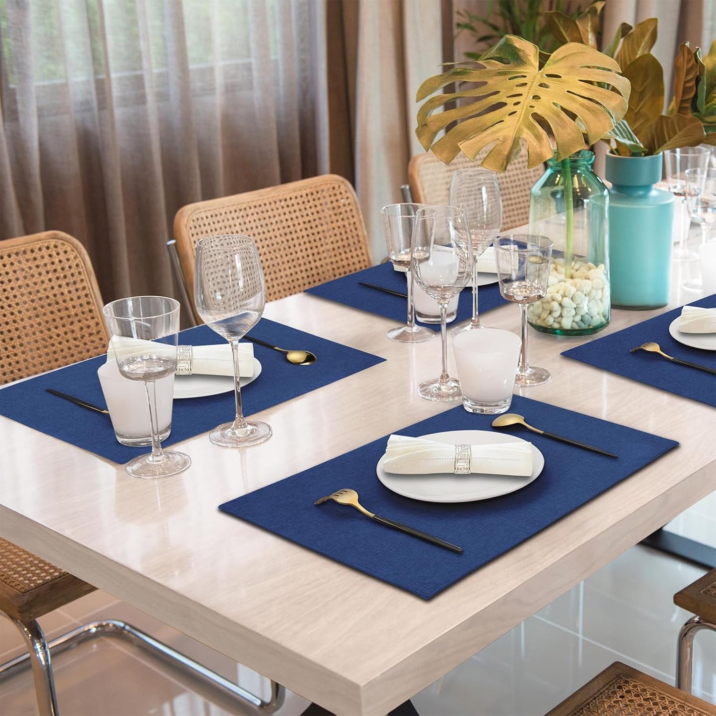 Cloth Placemats Set of 4, Cotton Linen Blend Machine Washable Double Layered Place Mats, Heat Resistant Placemats Wrinkle Free Thick Fabric Dining Table Mats for Indoors & Outdoors (Navy Blue, 4)