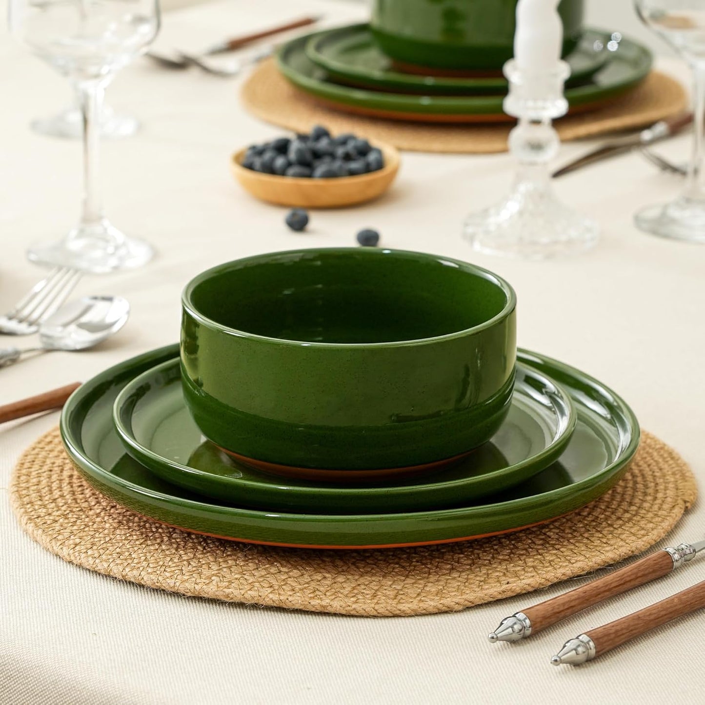 24 Piece Ceramic Dinnerware Set for 8, Modern Minimalist Stoneware Dinner Plates and Bowls, Microwave Safe, Dishwasher Safe, Versatile for All Seasons, Forest Glaze Green