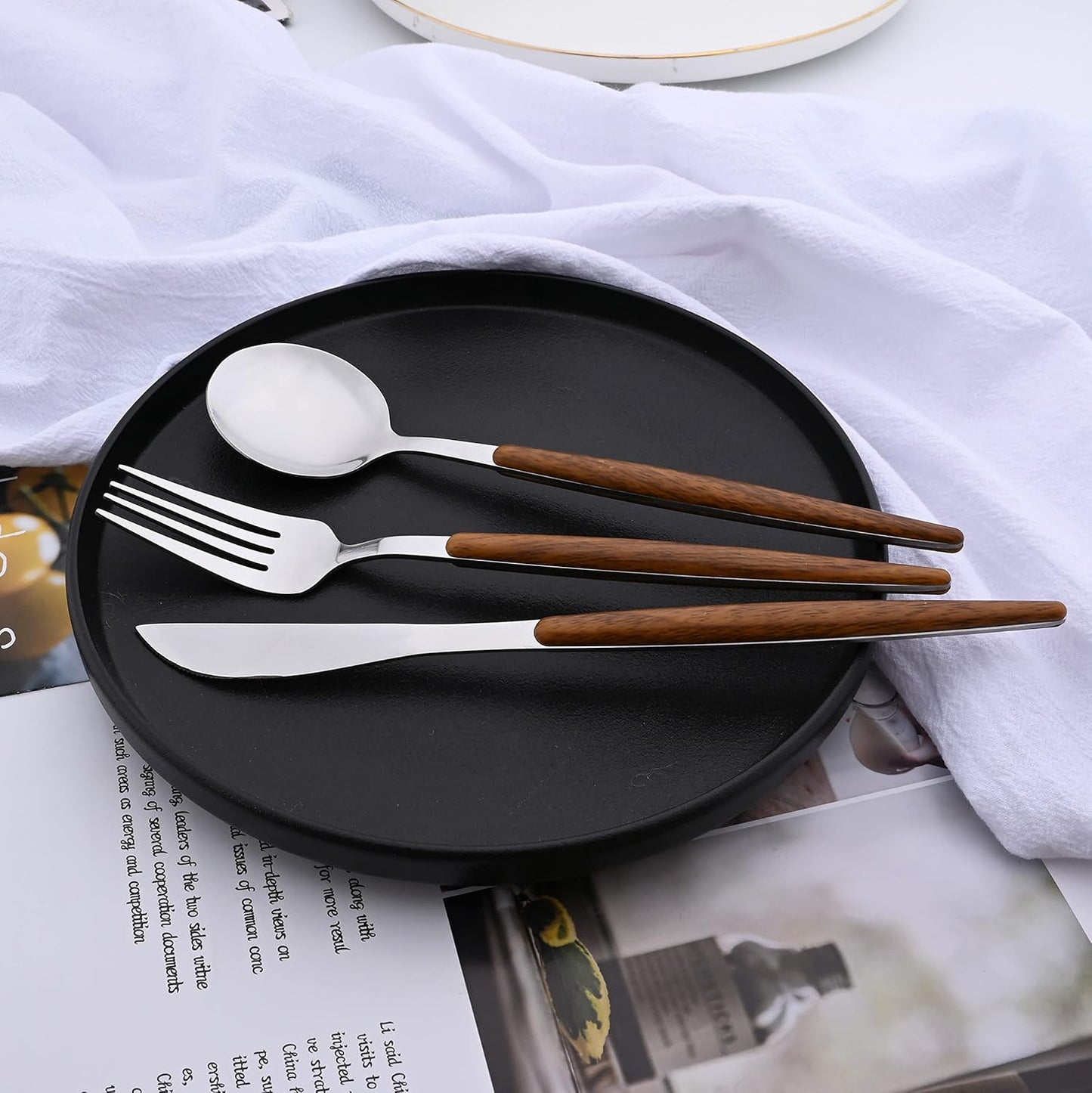 16-Piece Silverware Set with Cake Fork, Silver Stainless Steel Flatware Cutlery, Eating Utensils with Wooden Effect Handle, Includes Knife, Fork, Spoon, Mirror Finish, Dishwasher Safe