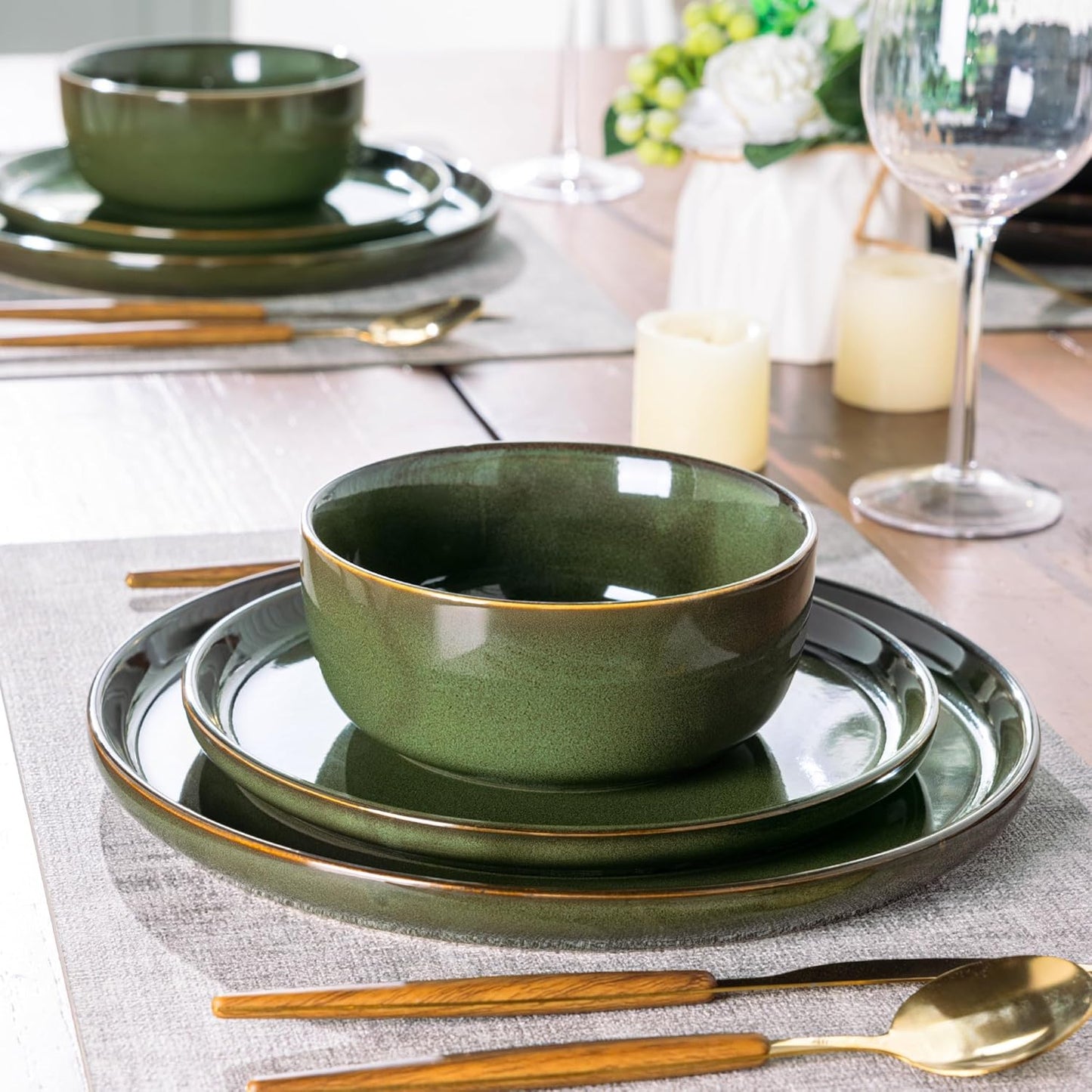 AmorArc Stoneware Dinnerware Sets,Round Reactive Glaze Ceramic Plates and Bowls Set,Highly Scrath Resistant | Dishwasher & Microwave Safe Dishes,Service for 6 (18pc)