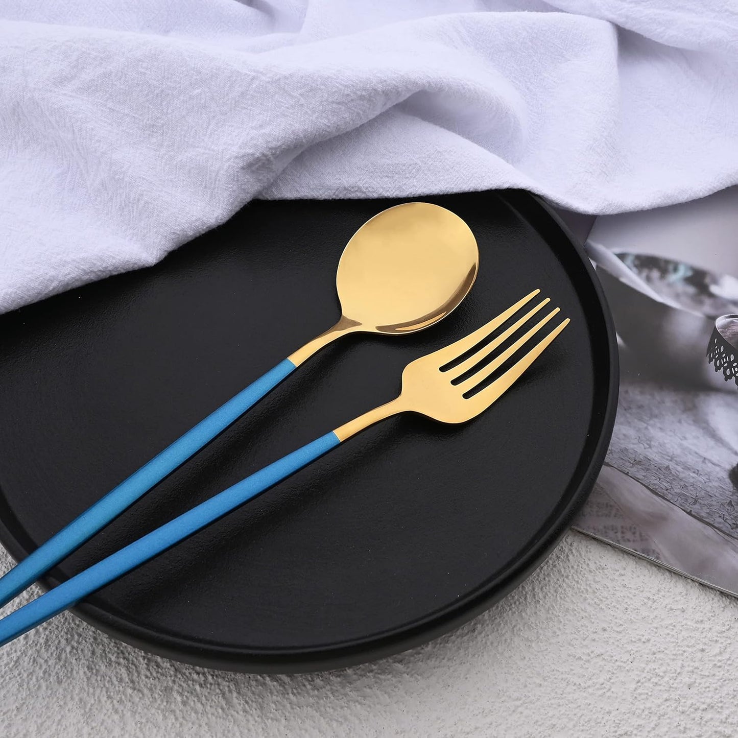 Silverware Set – 20 Piece Family Dinnerware Set – Flatware Set Service For 4 – Blue Gold Tableware Sets – Cutlery Great For Family Gatherings & Daily Use – Spoons, Knives, Forks