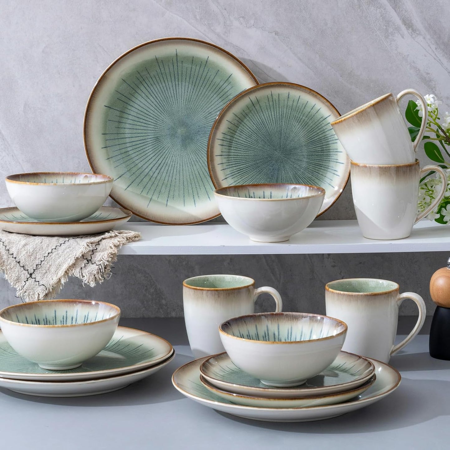 Dinnerware Set Green Stoneware 16 Pieces Service for 4, Stoneware Plates and Bowls Set Highly Chip Dishwasher Microwave Safe Dishes set