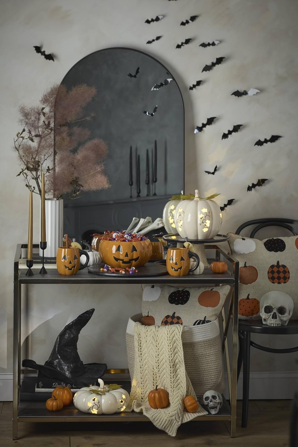 Lenox Coffee Mugs, Vintage Halloween Figural Pumpkin 20 Oz Mugs Set of 4, Porcelain, Spooky Drinkware Set, Dishwasher Safe, Microwave Safe, Halloween Decor Indoor, Pumpkin Decor (Orange/Black 4 Piece)