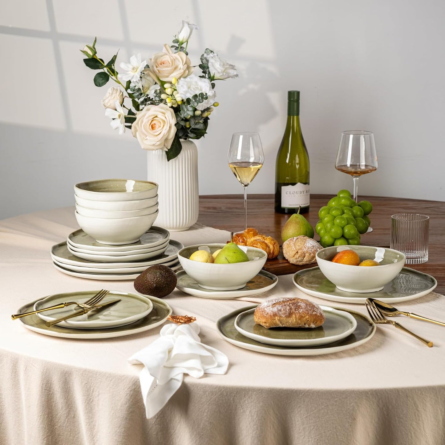 Leratio Ceramic Dinnerware Sets for 4,Porcelain Plates and Bowls Sets with Wavy Edge,Microwave & Dishwasher & Oven Safe,Light Weight & Scratch Resistant Dishes Sets-Service for 4 (12pcs)