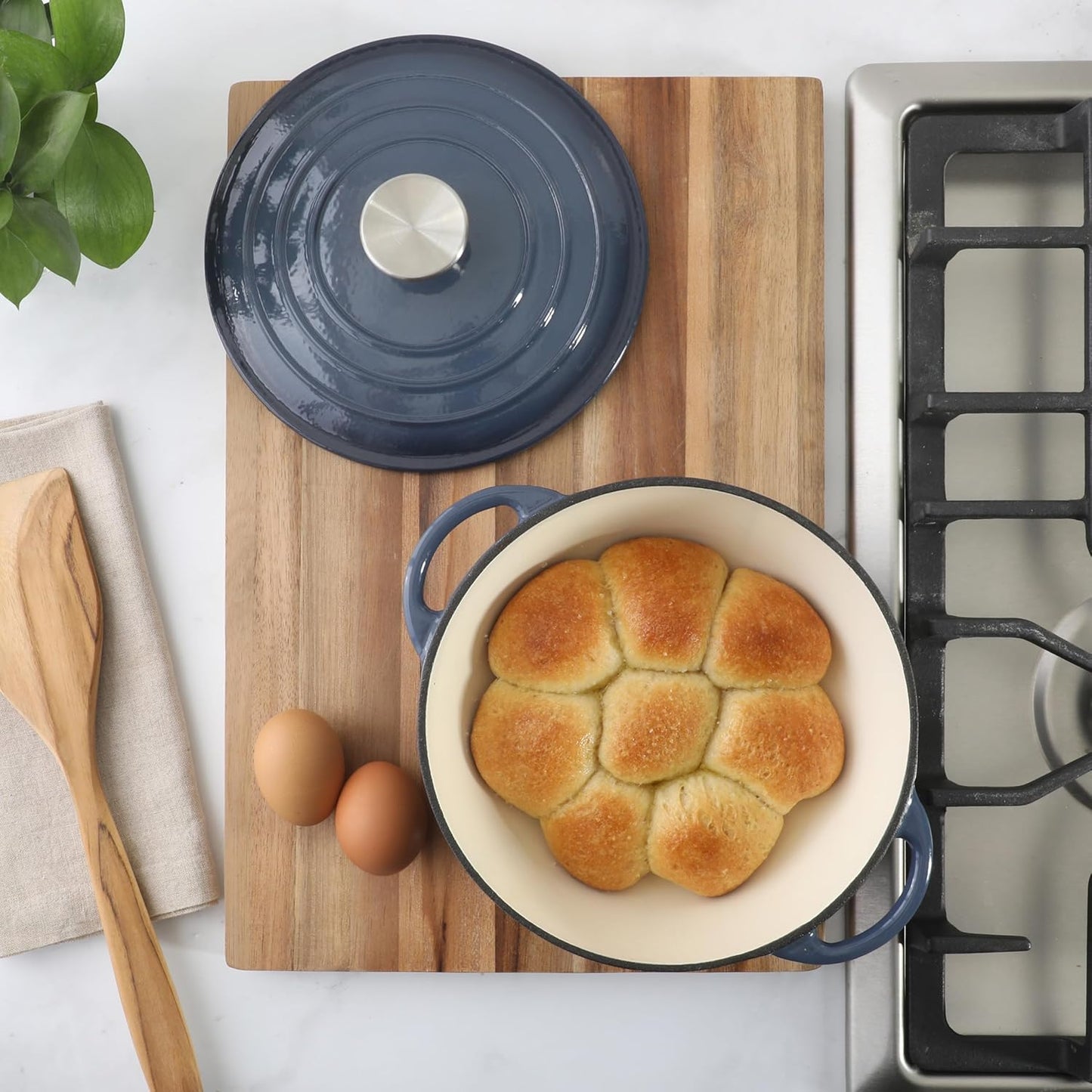 Gibson Home Addlestone 2.65 Qt Enameled Cast Iron Dutch Oven Pot with Lid – Round, Oven Safe to 500°F, Ideal for Bread Baking & Stews - Gradient Navy Blue