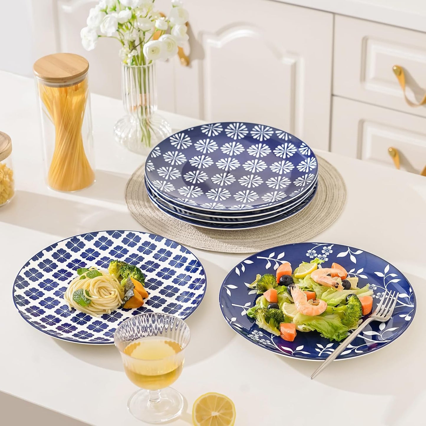 ZONEYILA Porcelain Dinner Plates, 10-Inch Ceramic Plates for Salad, Pancakes, Steak, Large Size Serving Plate for Parties, Restaurant - Dishwasher & Microwave Safe, Set of 6 (Vintage Blue)